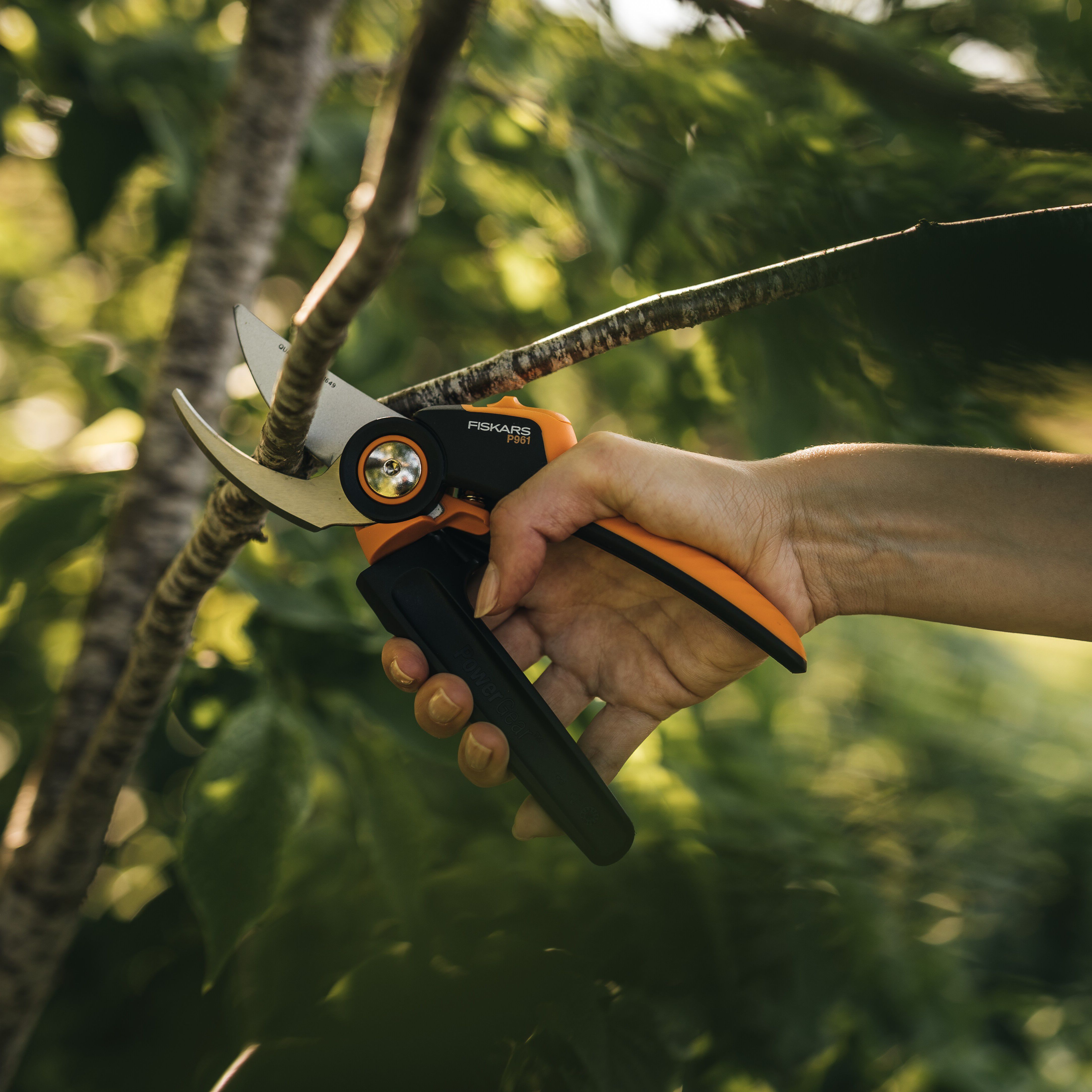 Fiskars Solid Black & orange Scissor Secateurs