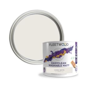 Fleetwood Easyclean Matt Iconic White Emulsion paint, 2.5L