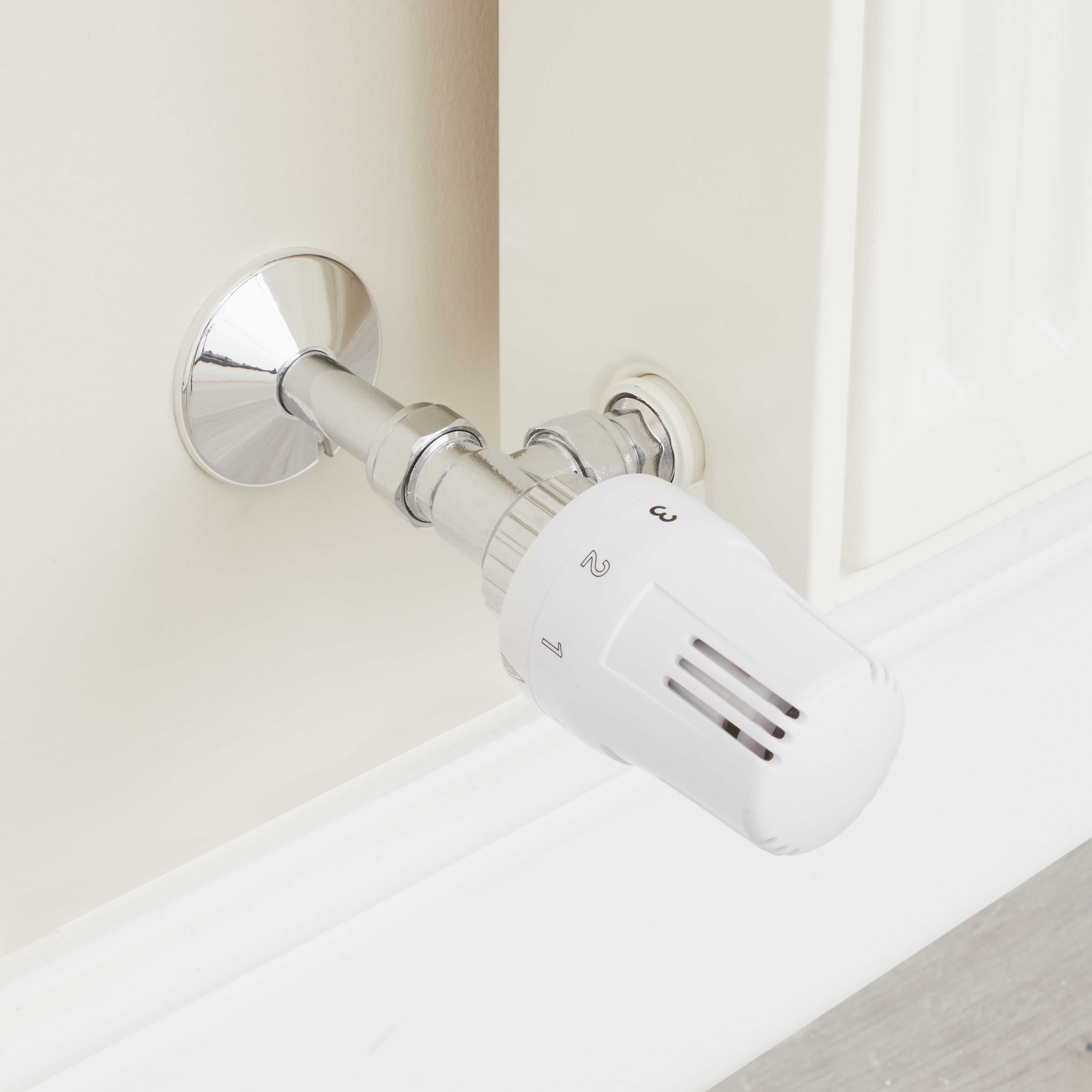 Flomasta  White / Chrome Angled Thermostatic Radiator Valve & Lockshield  15mm x 1/2" - 4