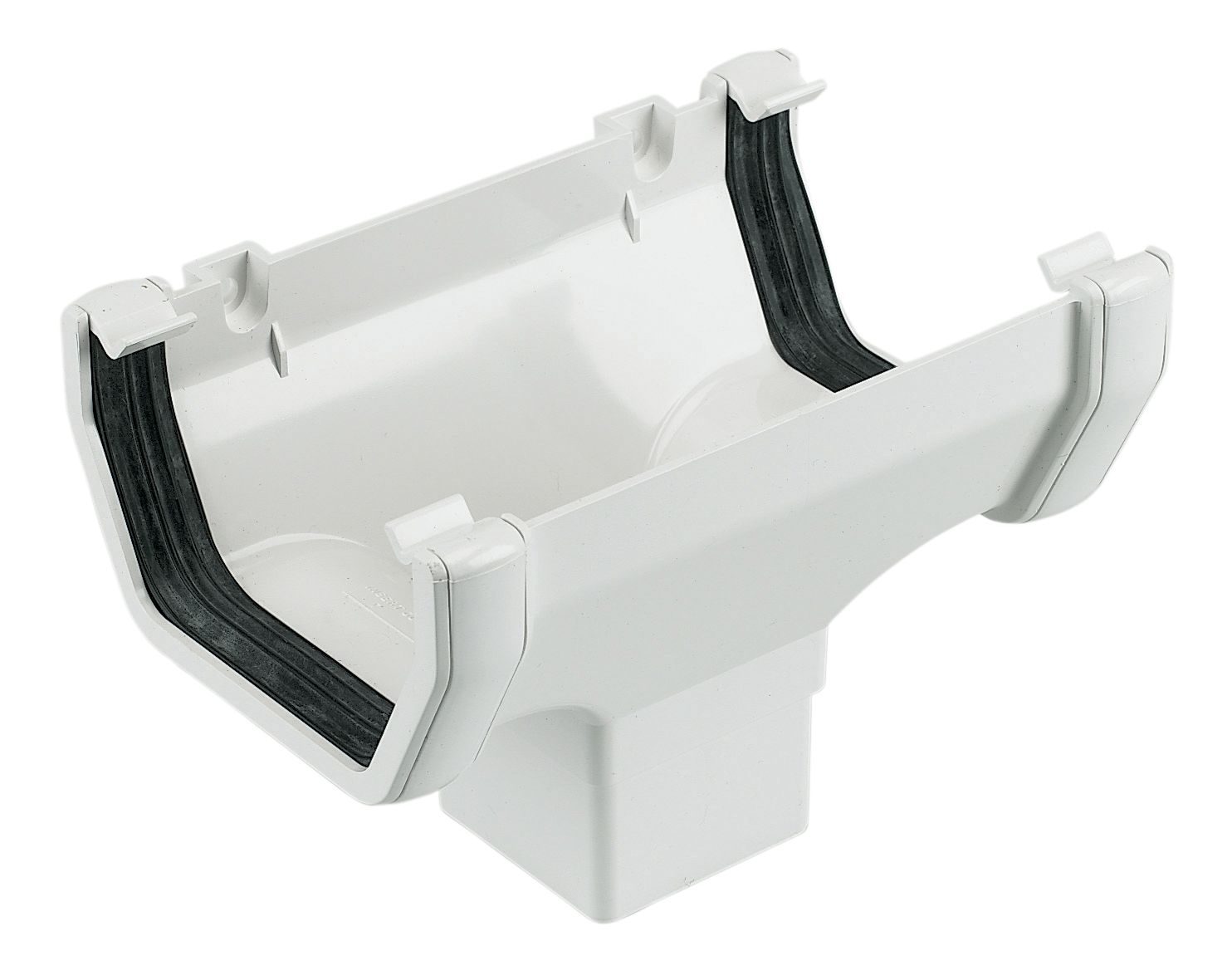 Running outlet clearance gutter