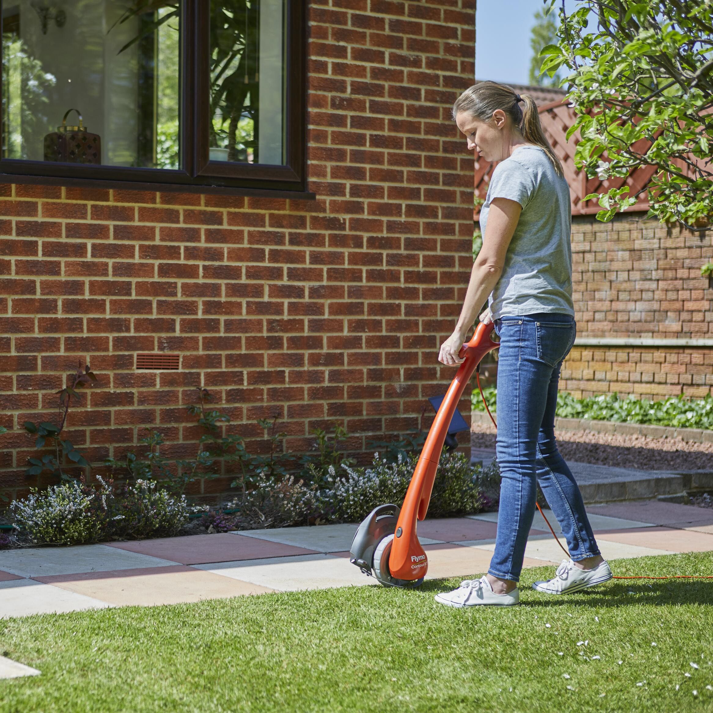 B&q flymo store cordless strimmer