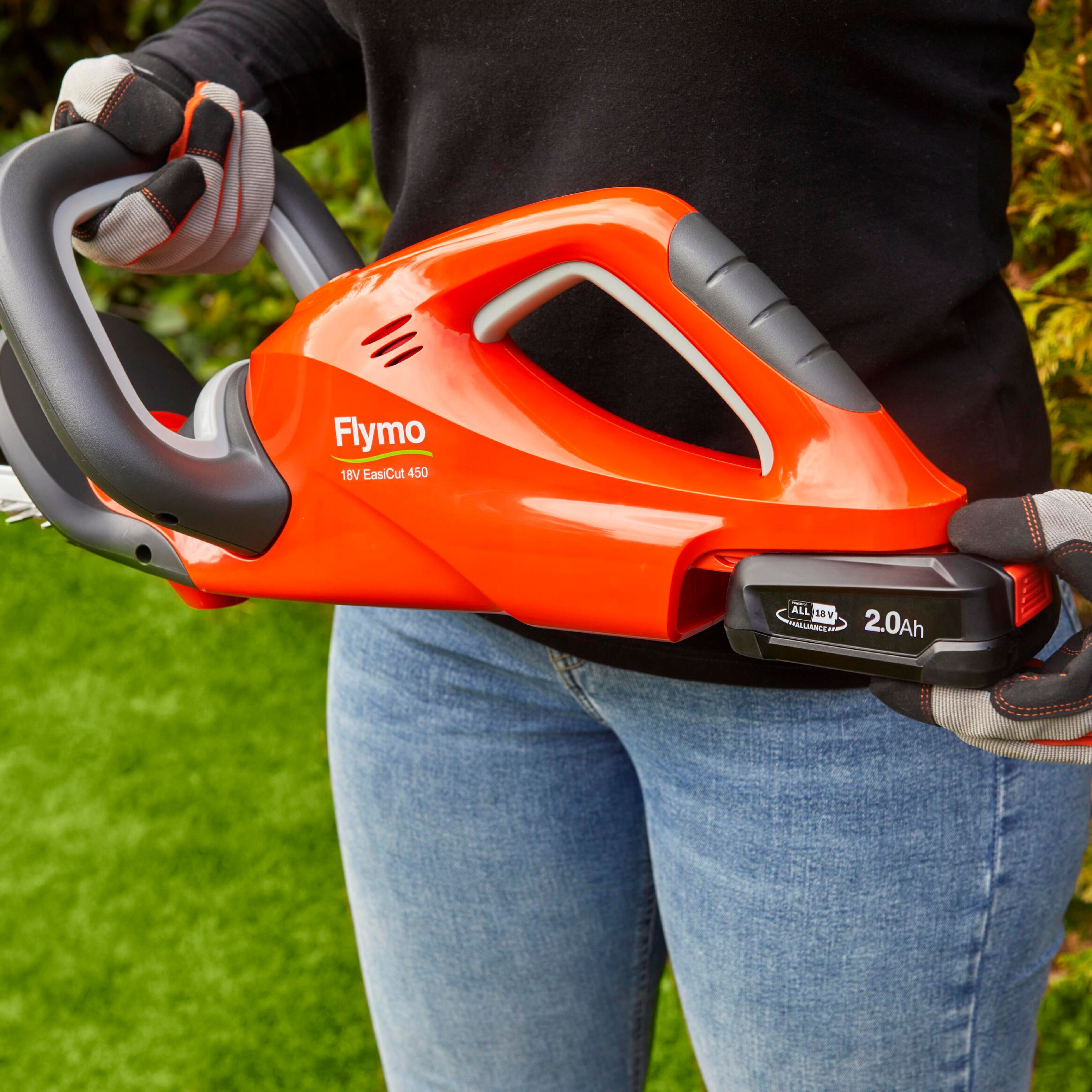 Flymo easicut deals cordless hedge trimmer