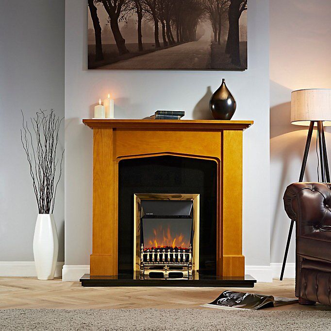 Focal Point Blenheim 2kW Brass effect Electric Fire With reflective glass flame