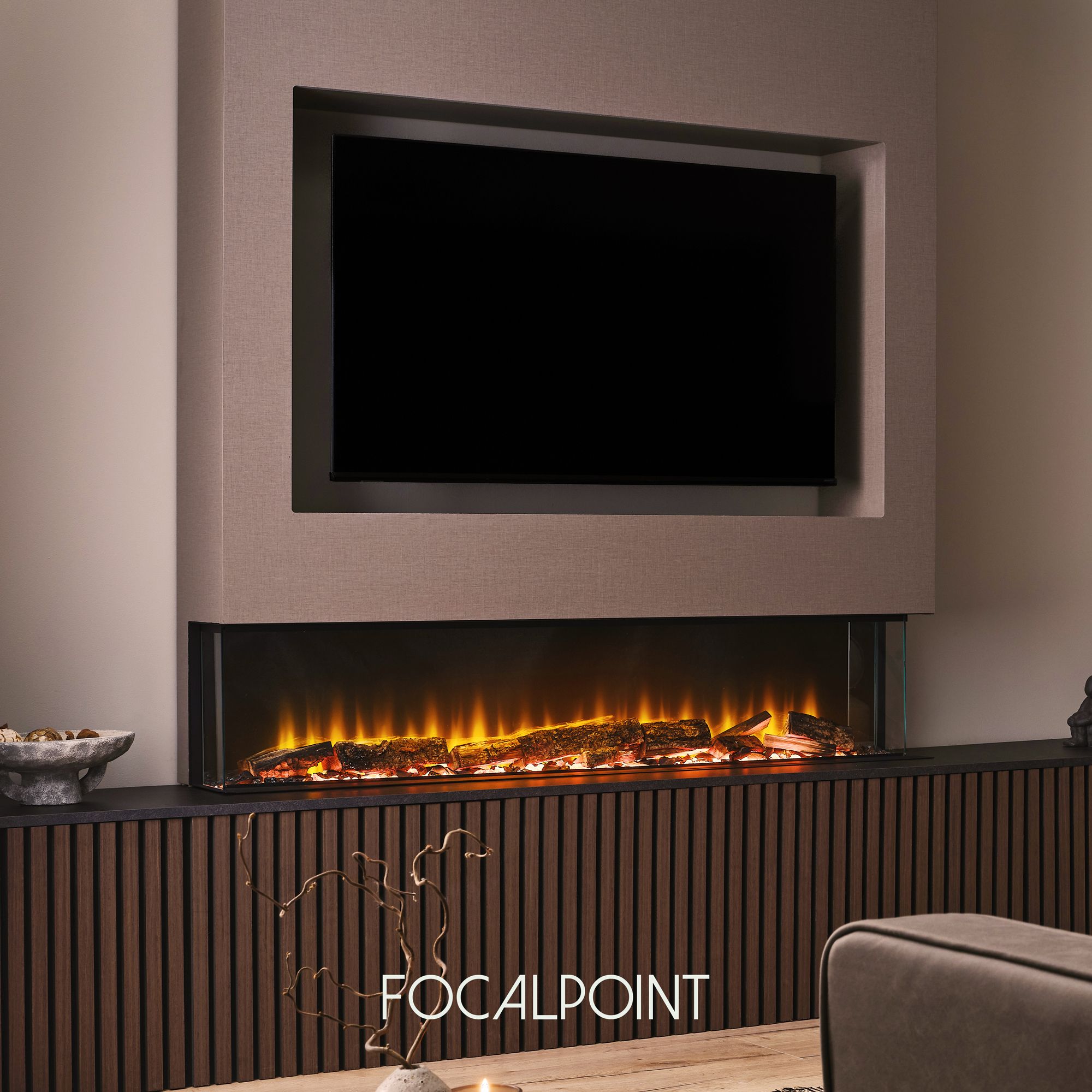 Focal Point Eccentra 1500 2kW Black Media wall Fire (H)514mm (W)1515mm (D)220mm
