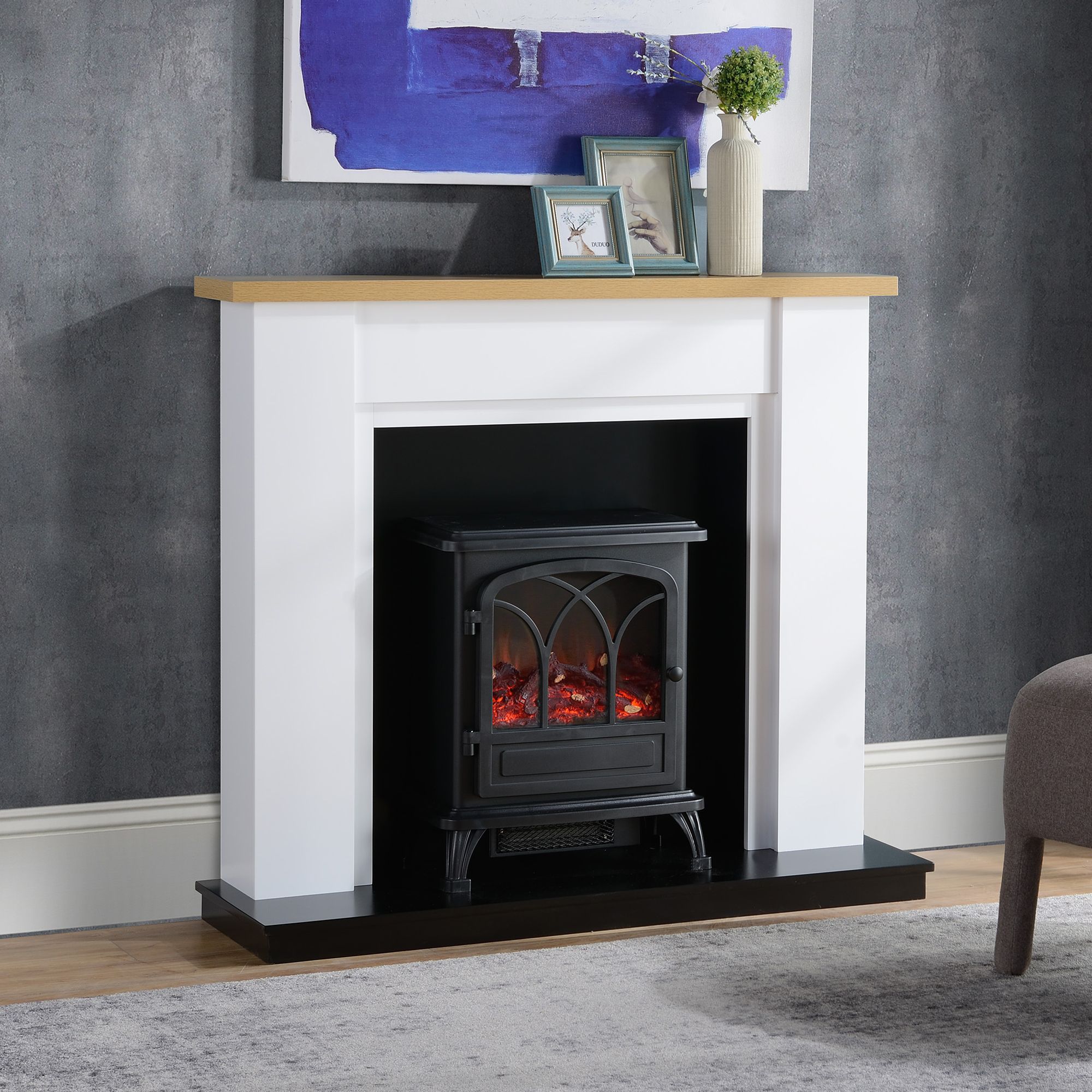 Focal Point Linford Oak & white Freestanding Electric Fire suite