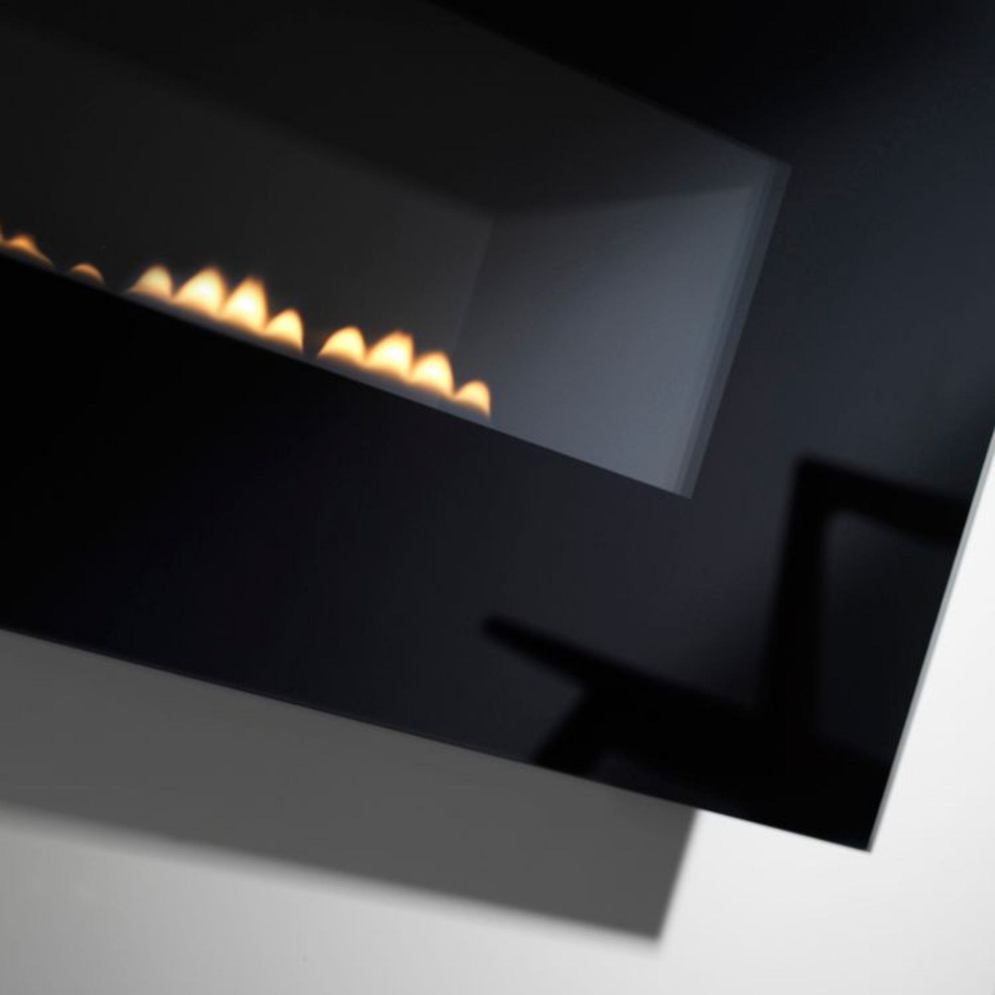 Focal Point Midnight flueless Black Manual control 2kW Gas Fire