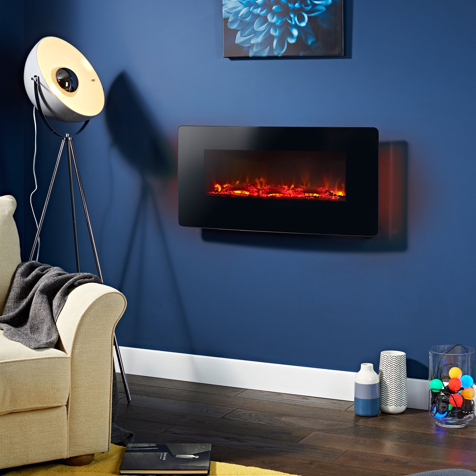 Focal Point pasadena 1.5kW Glass effect Wall-mounted Fire (H)44cm (W)91.5cm (D)13.5cm