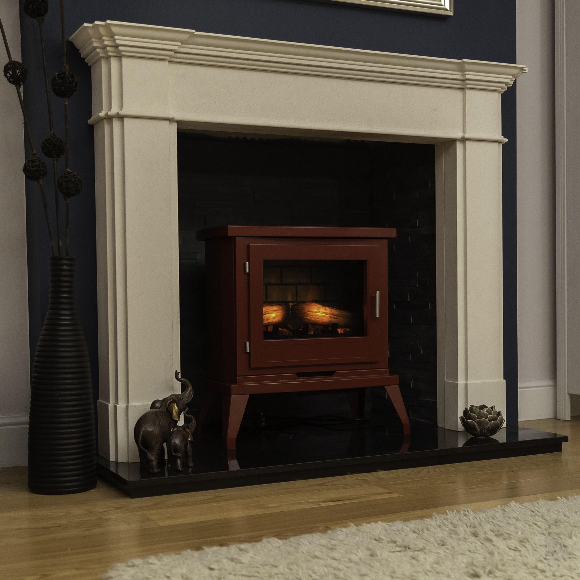 Focal Point Svelvik 1.8kW Burgundy Electric Stove | DIY at Bu0026Q
