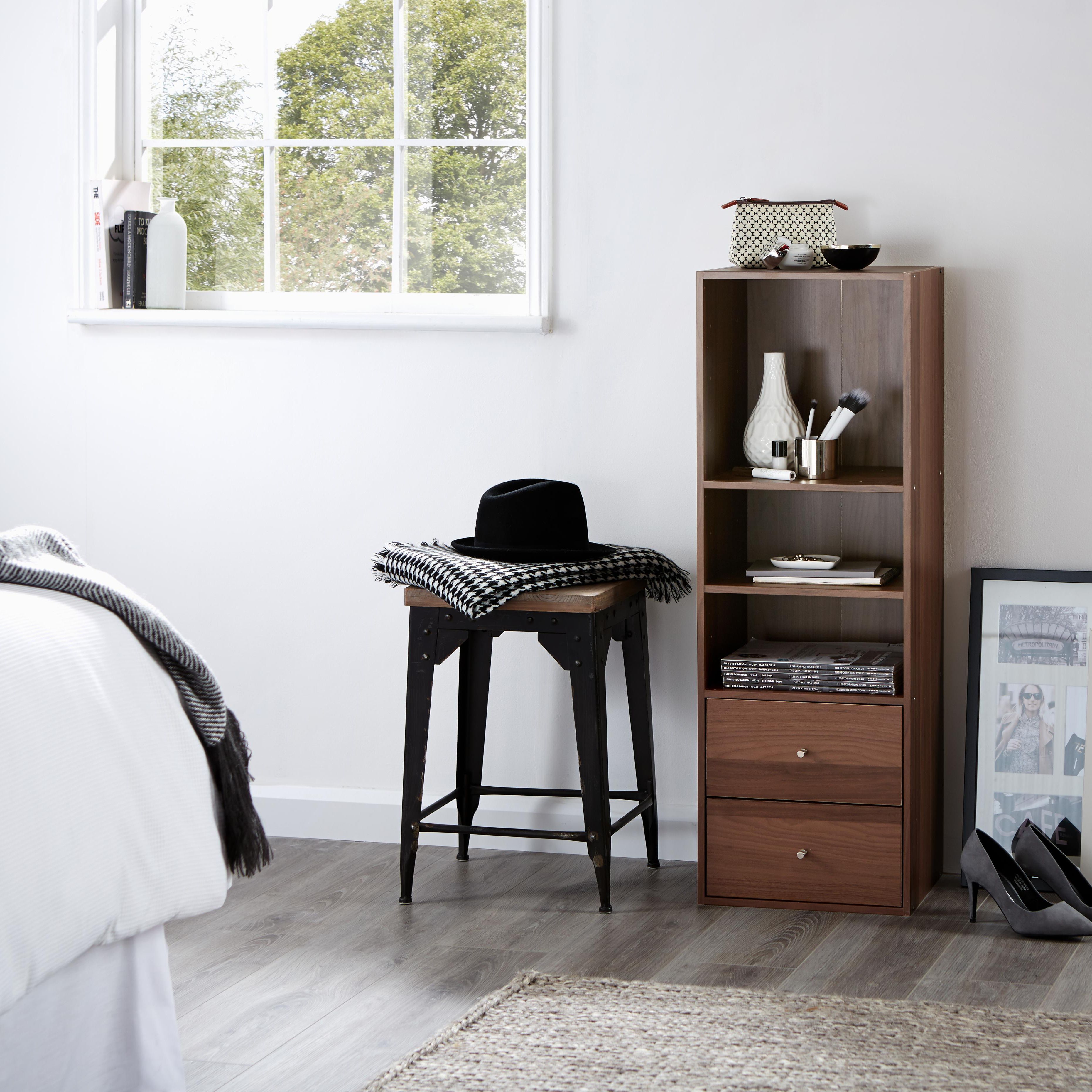 Form Konnect Shelf (L) 32.8cm x (D)31.4cm