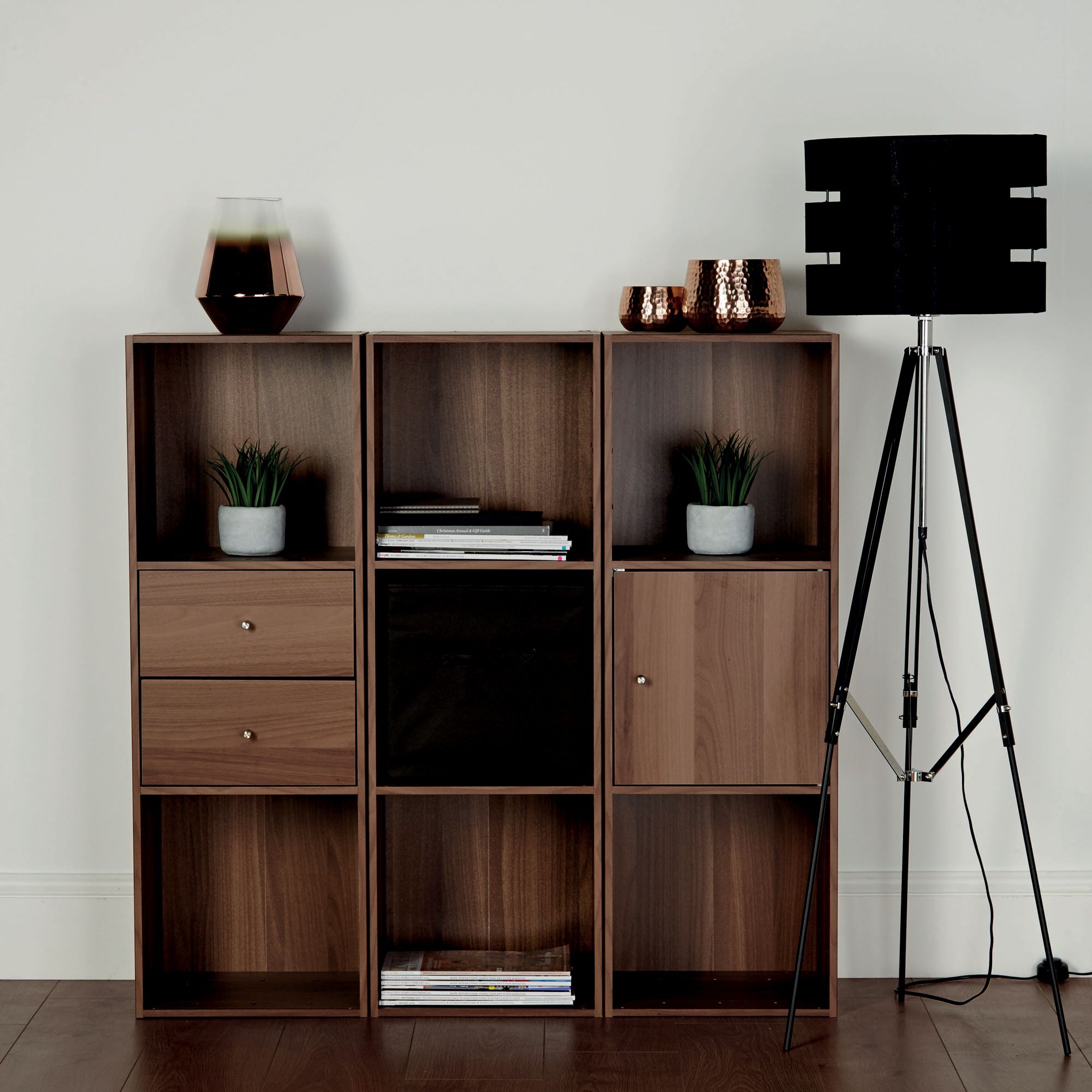 Form Konnect Walnut effect 9 compartments Cube Shelving unit