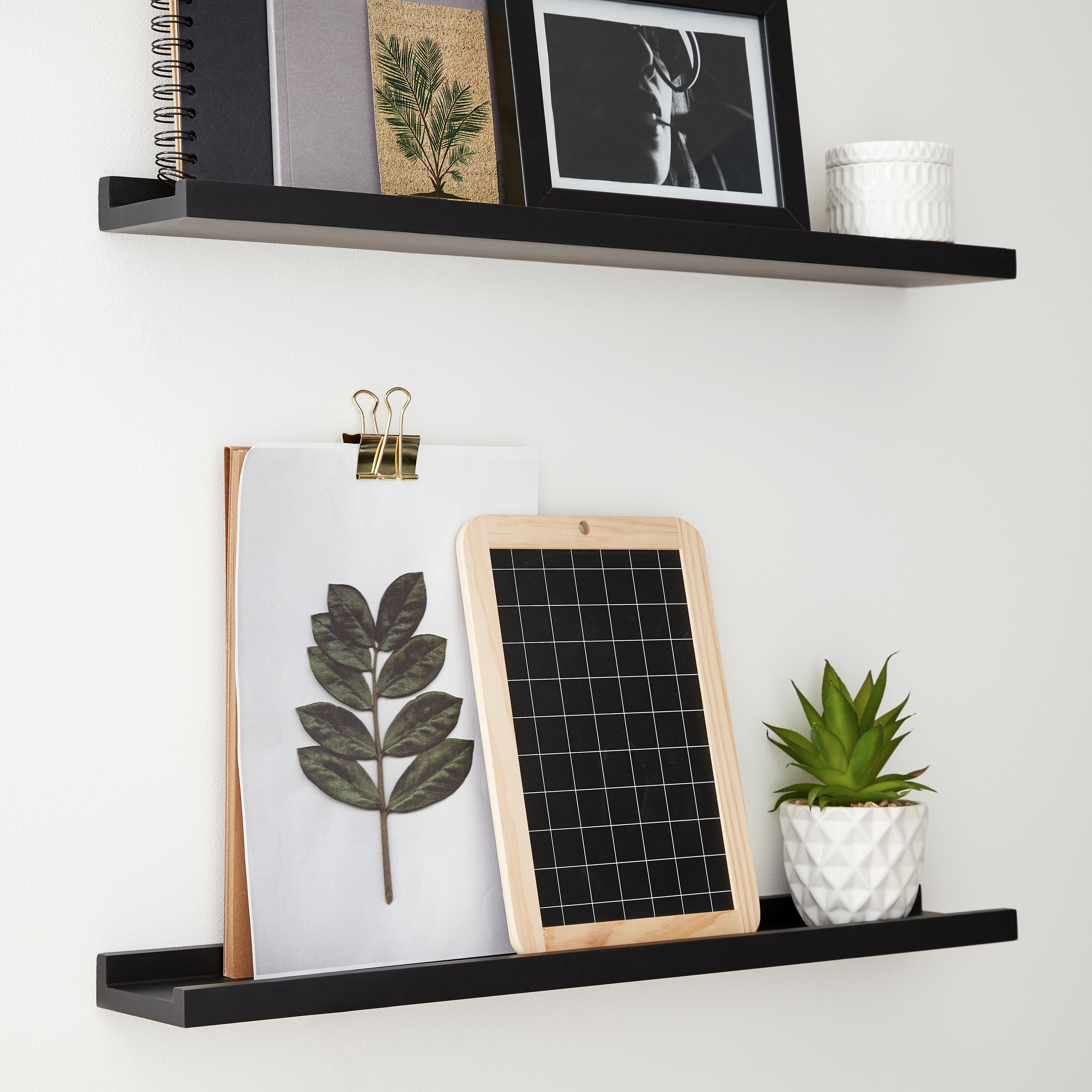 Form Rigga Photo shelf (L)60cm x (D)10cm