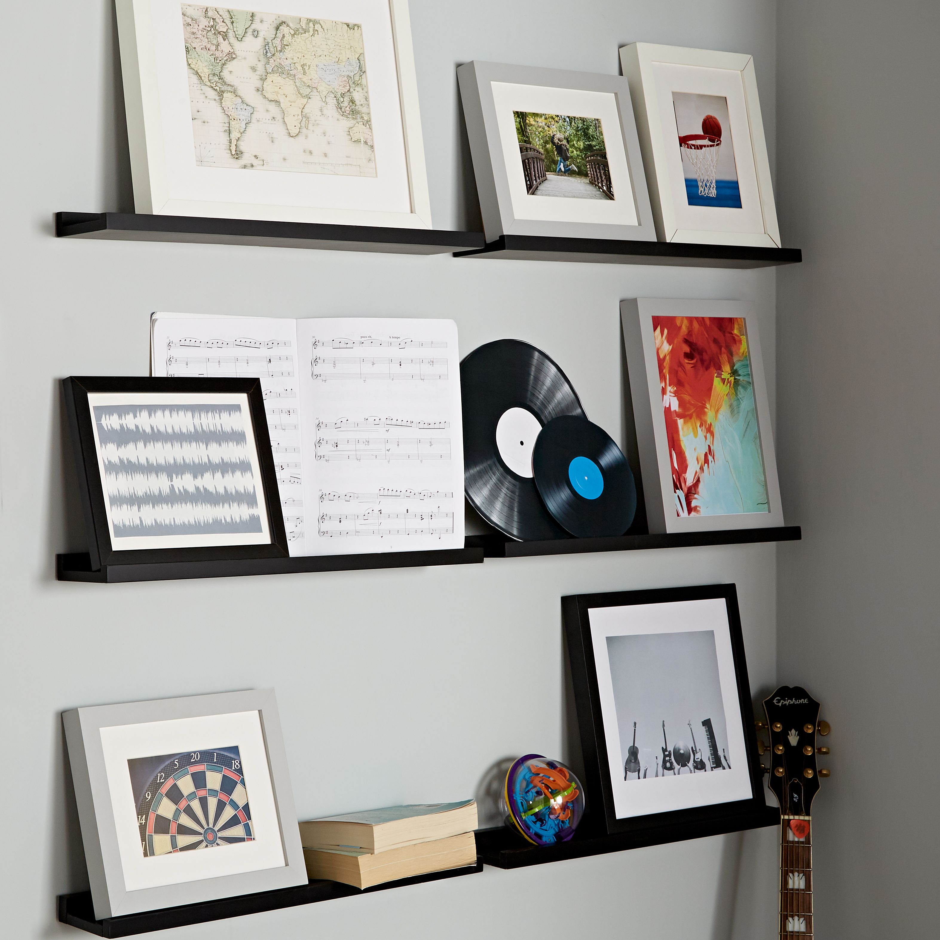 Form Rigga Photo shelf (L)60cm x (D)10cm