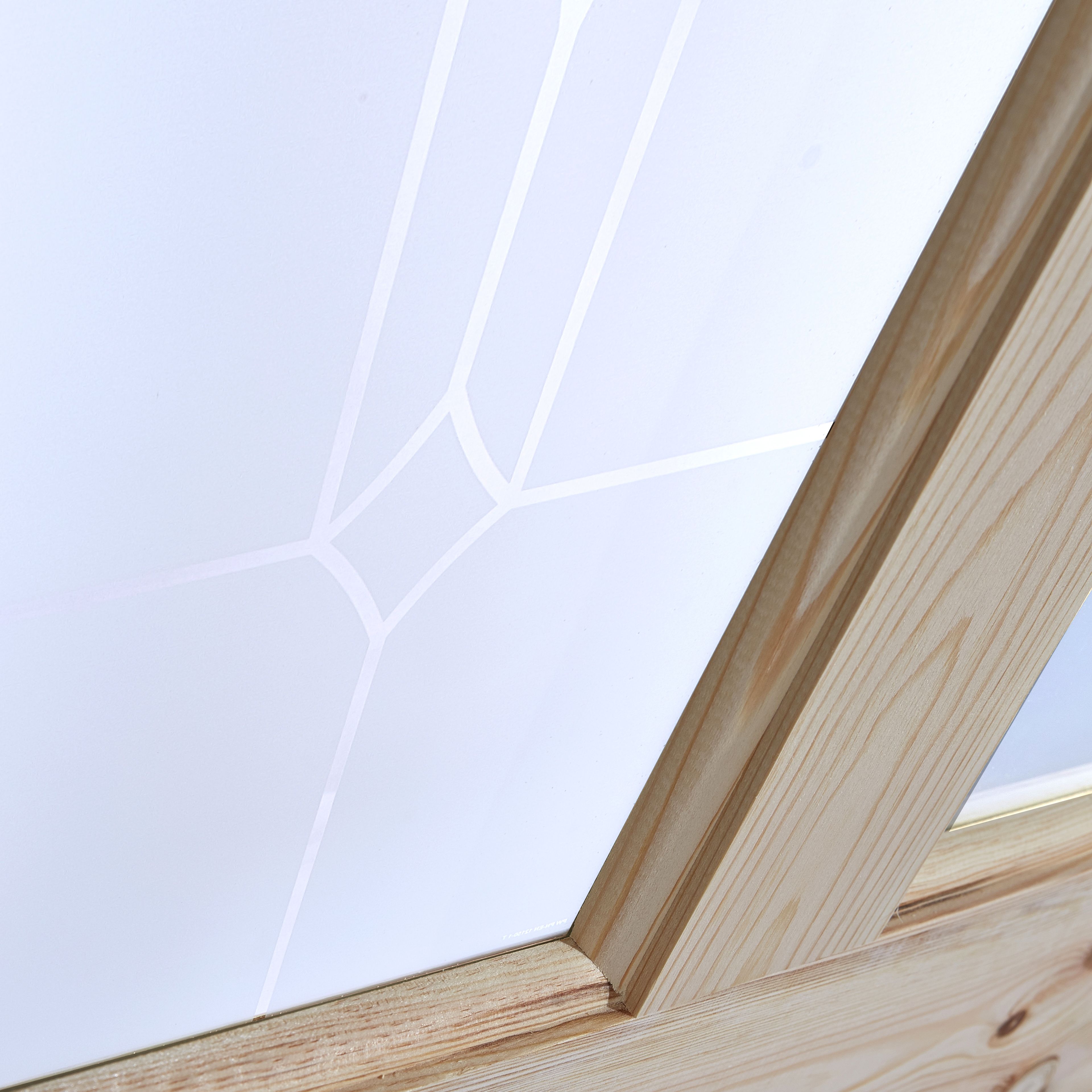 Fortia 2 panel 2 Lite Screen-printed Glazed Victorian Natural Pine veneer Internal Timber Door, (H)1981mm (W)838mm (T)35mm
