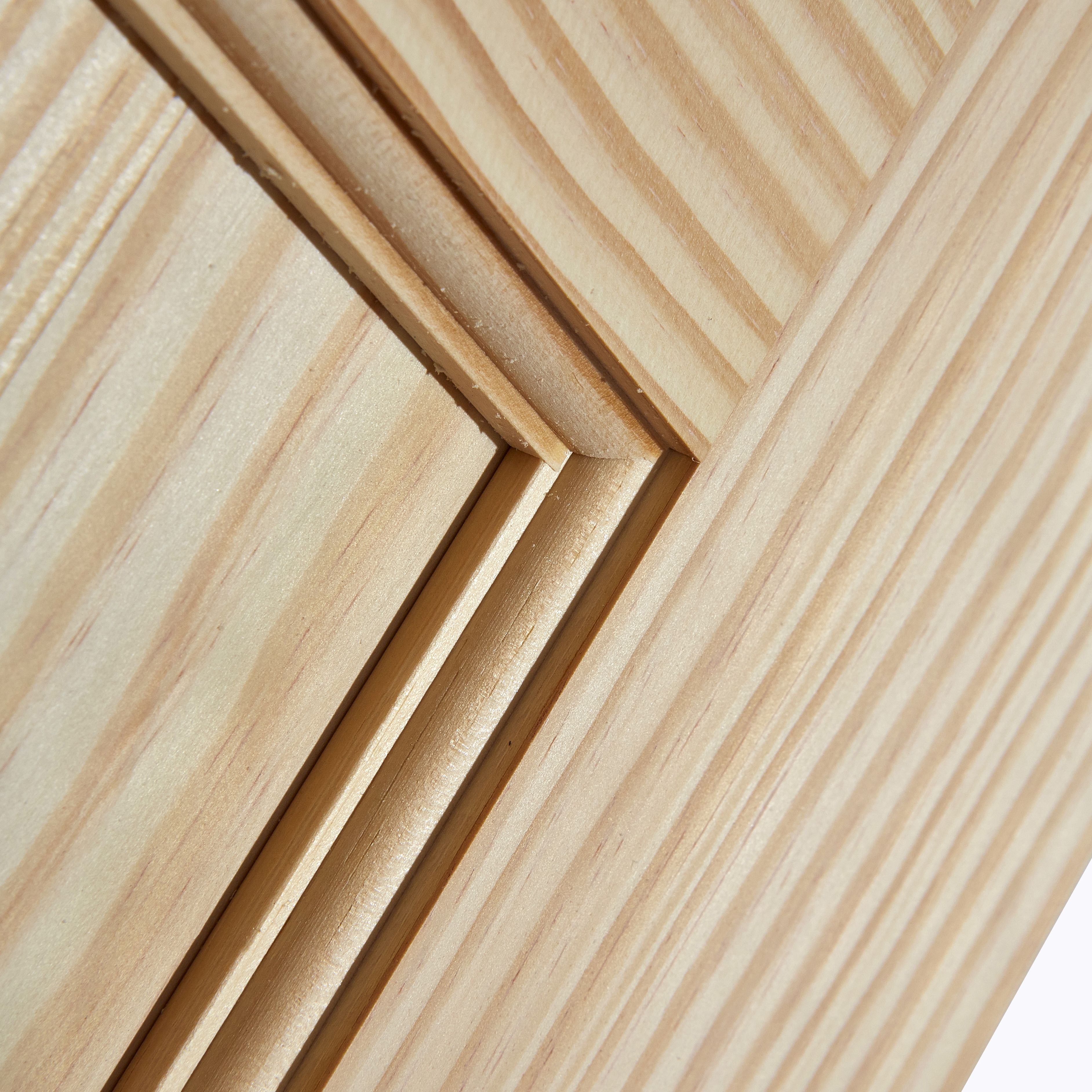 Fortia Vertical 2 panel Unglazed Contemporary Pine veneer Internal Clear pine Door, (H)1981mm (W)686mm (T)35mm