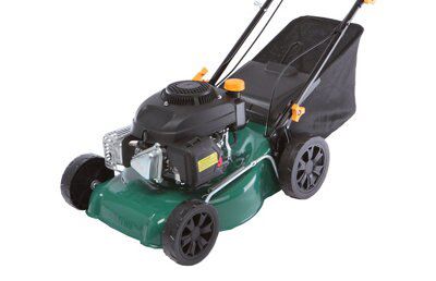 Qualcast petrol deals lawnmower b&q