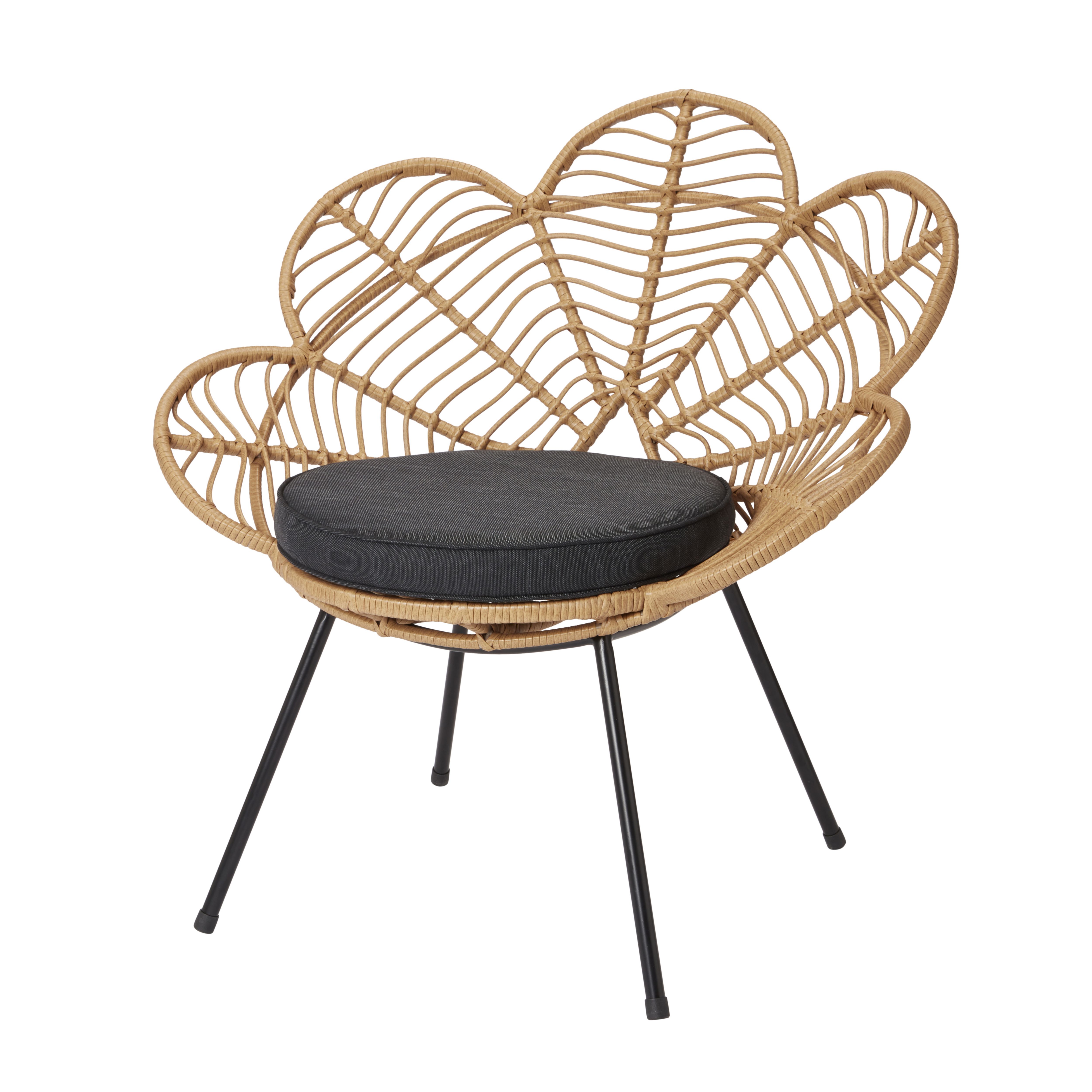 Frula Rattan effect Flower Occasional chair (H)860mm (W)840mm (D)700mm