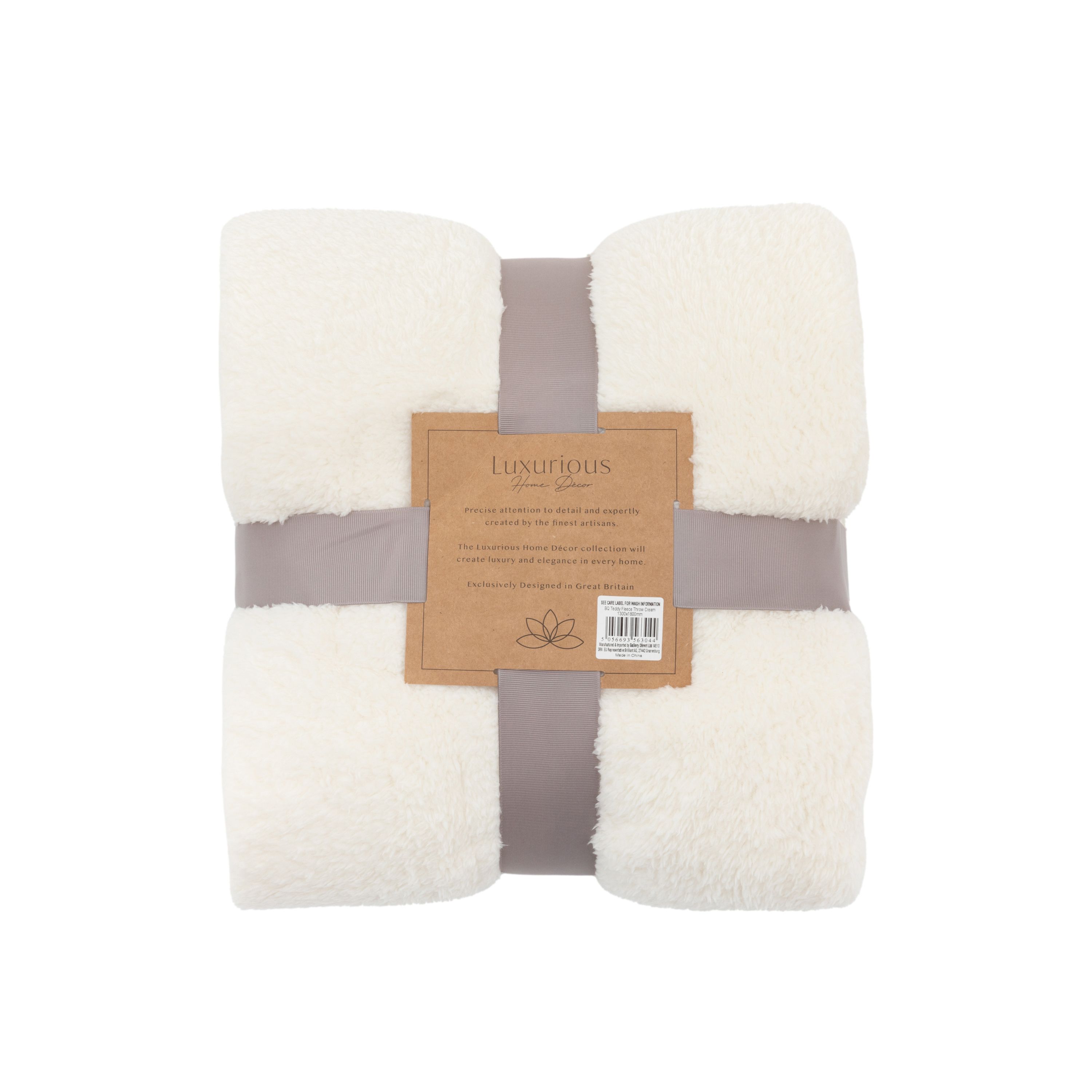 Gallery™ Cream Teddy Fleece Throw (L) 180cm x (W) 140cm