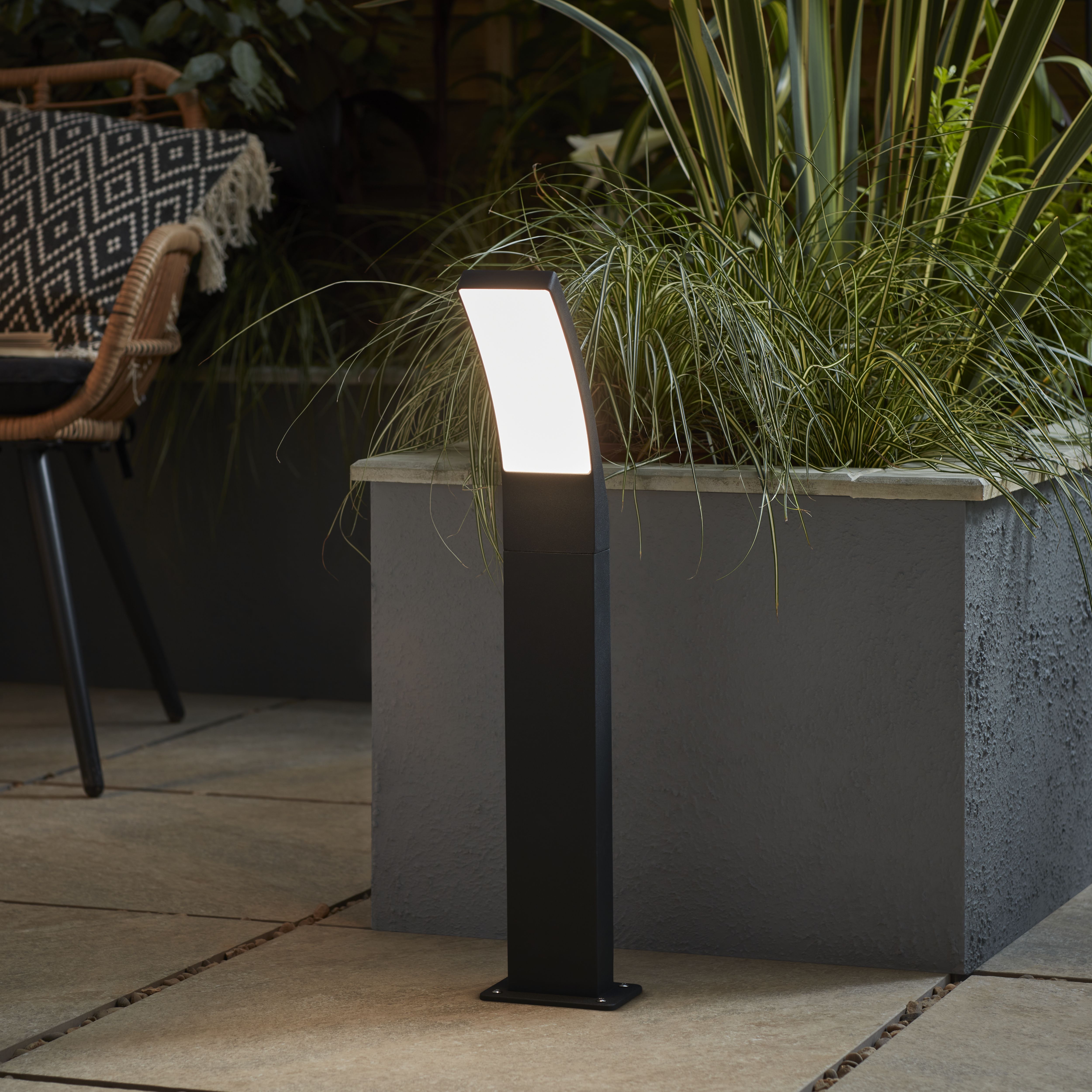 Gambell Dark grey Mains-powered 1 lamp Integrated LED Outdoor Post light (H)600mm