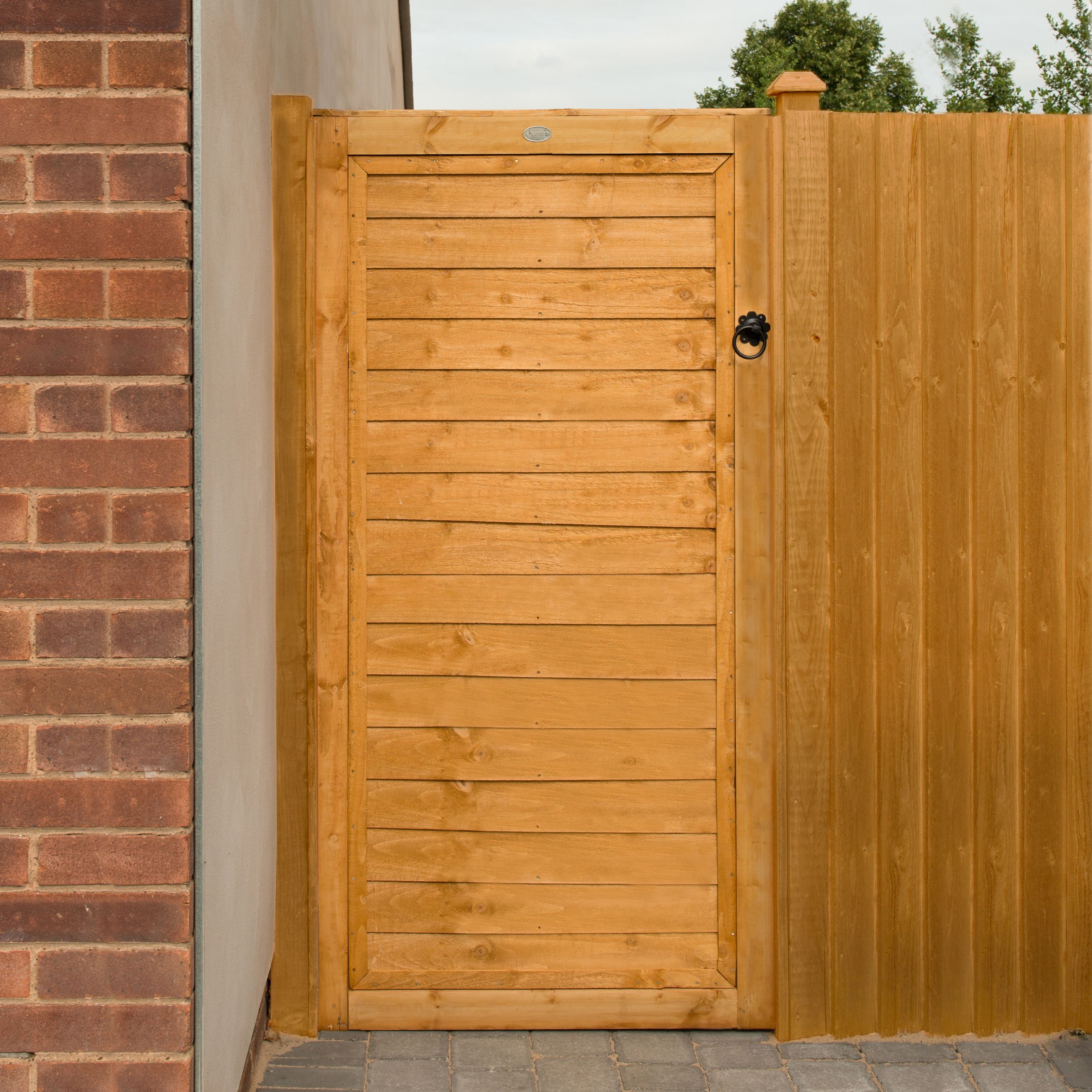 Garden 6ft Lap Side Pine Traditional Gate, (H)1.82m (W)0.92m