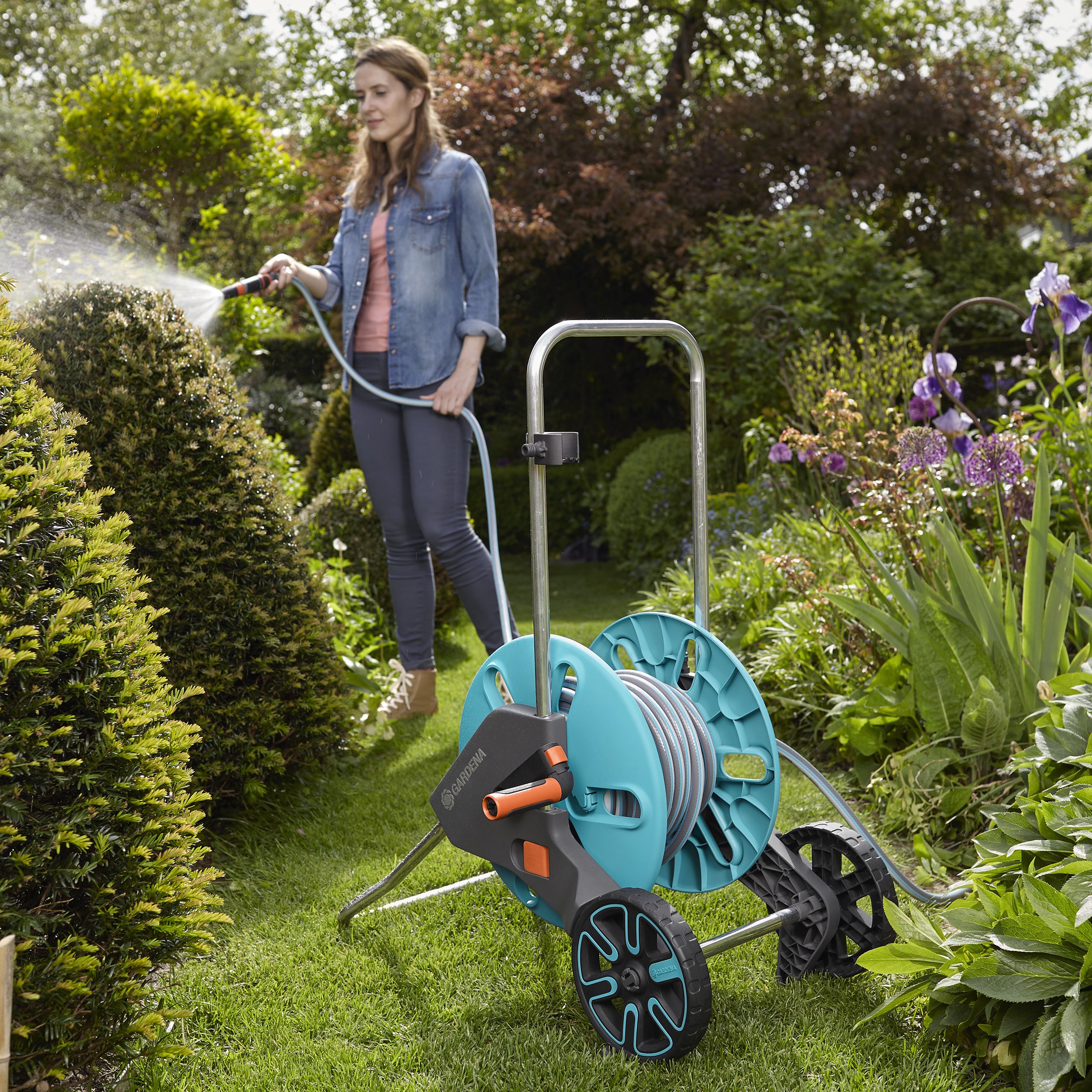Gardena Aquaroll Freestanding Manual Hose reel set (L)20m - 4