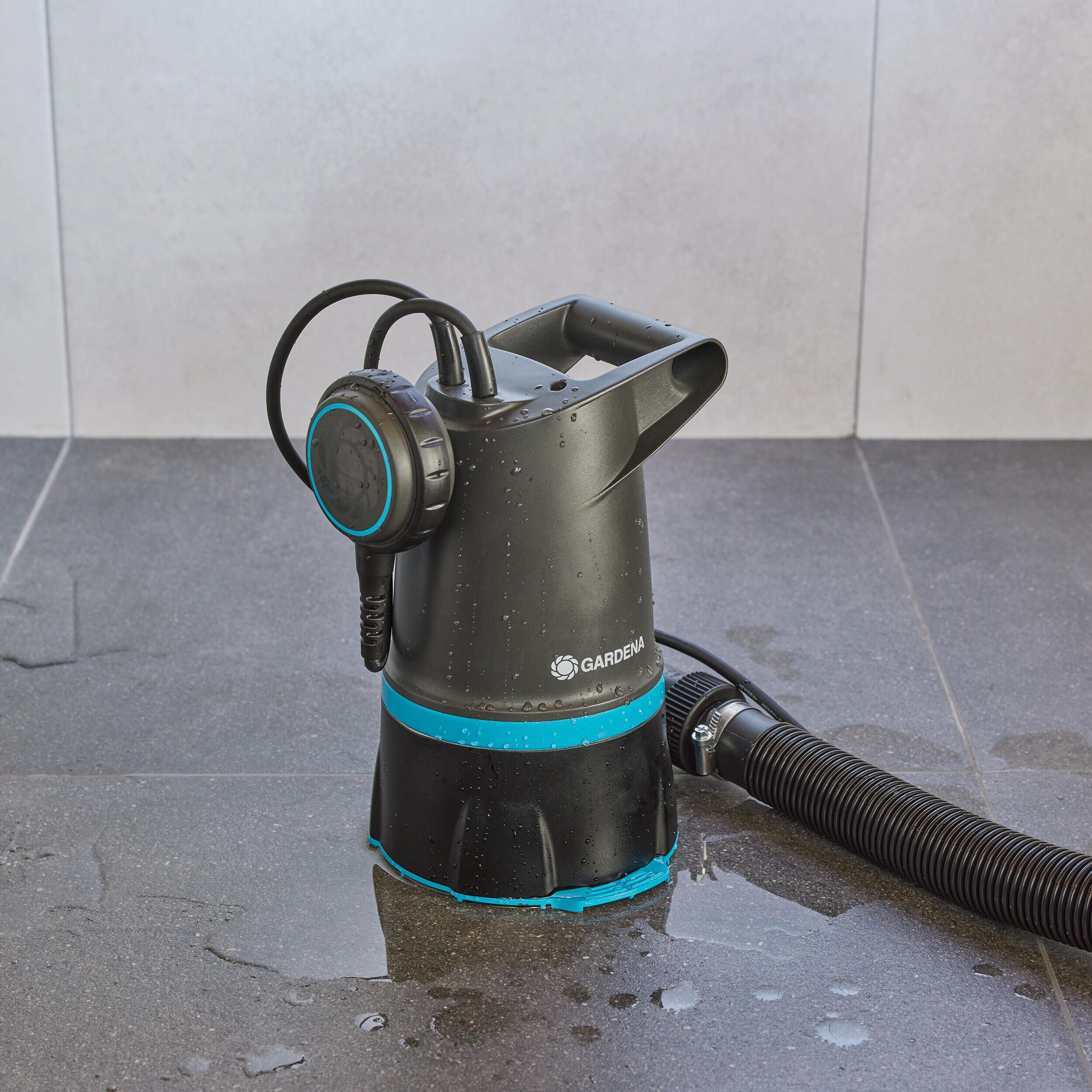 Gardena Clean & dirty water 550W Submersible pump 9018-28