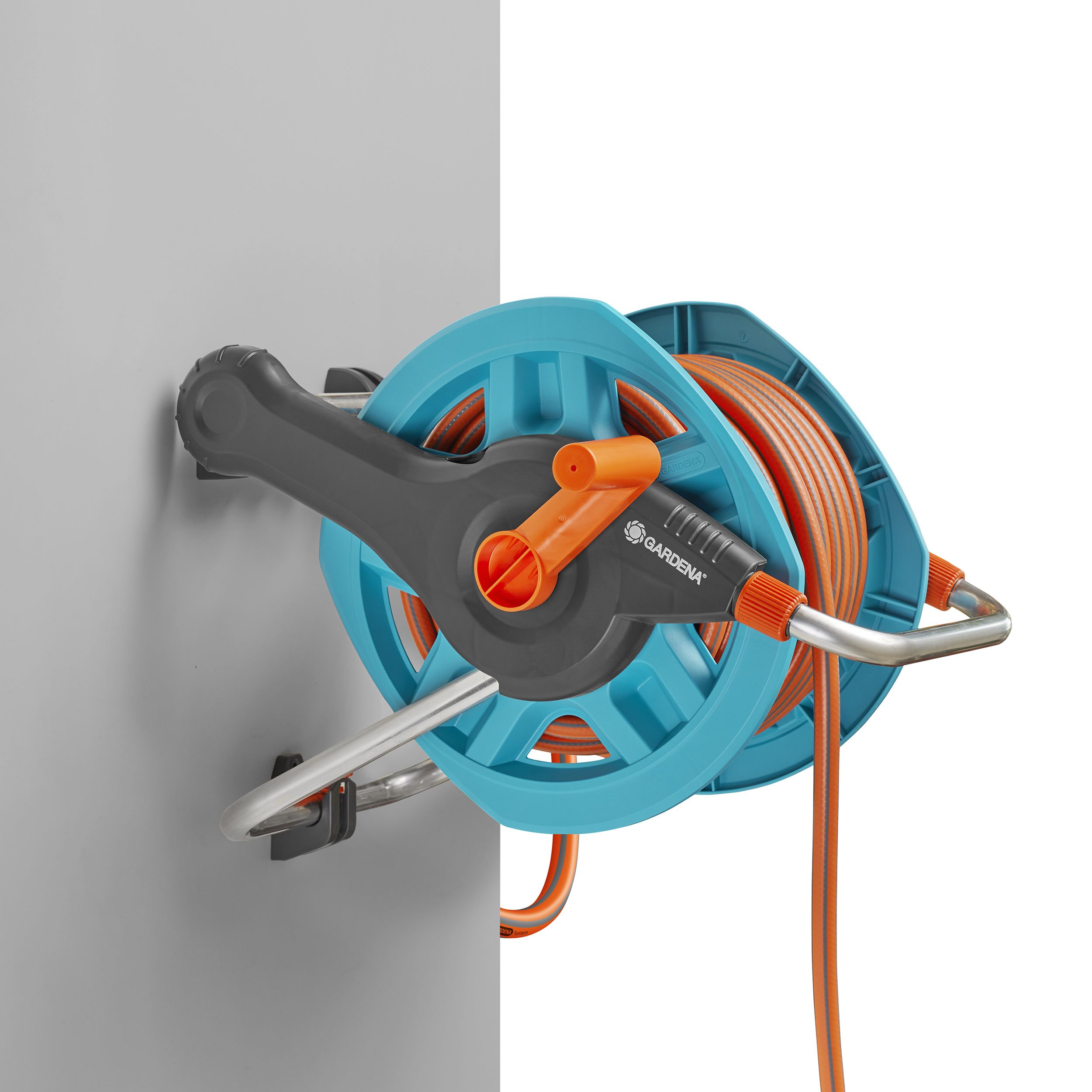 Gardena Freestanding or wall-mounted Manual Hose reel set (L)25m - 5