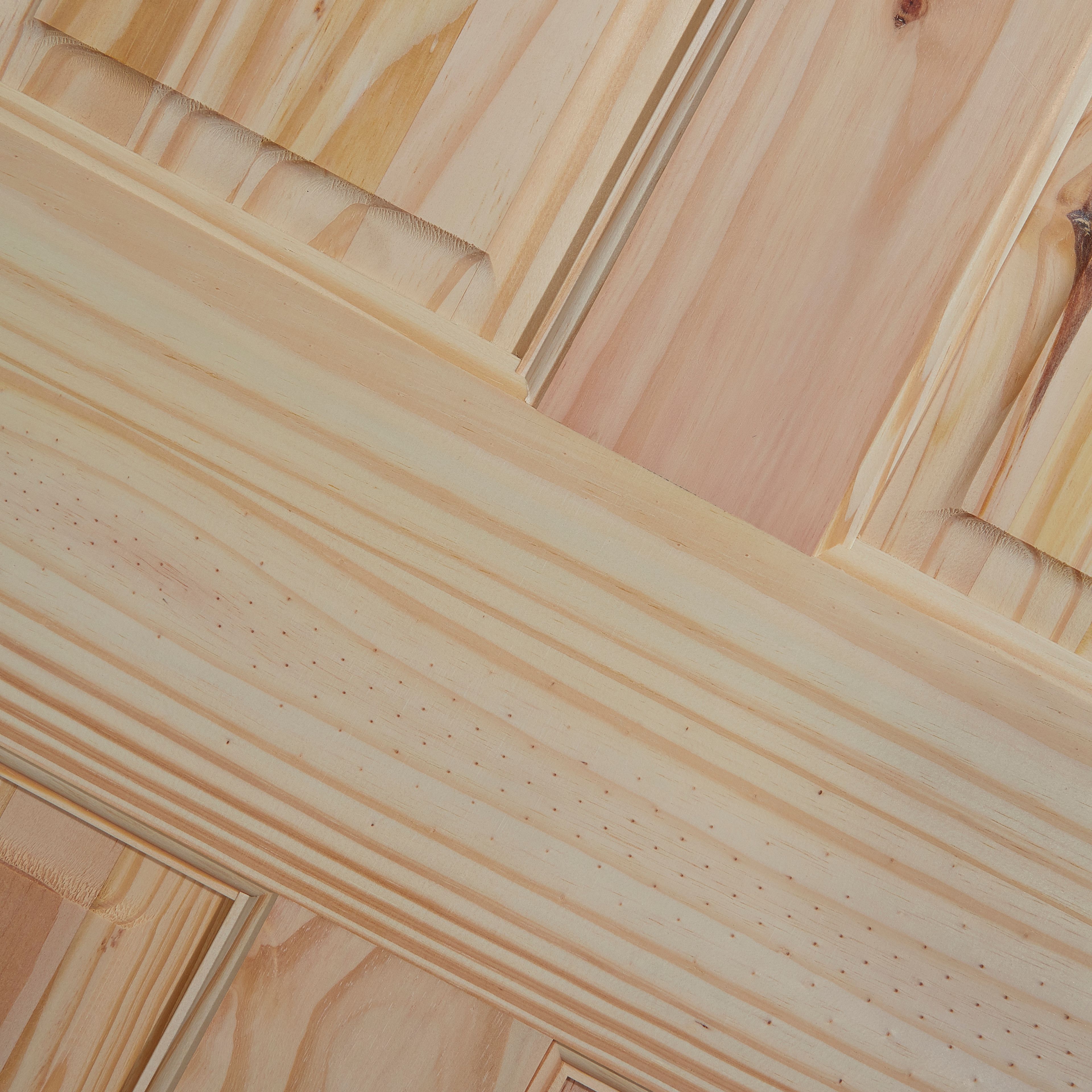 Geom 6 panel Unglazed Victorian Internal Knotty pine Door, (H)2040mm (W)726mm (T)40mm