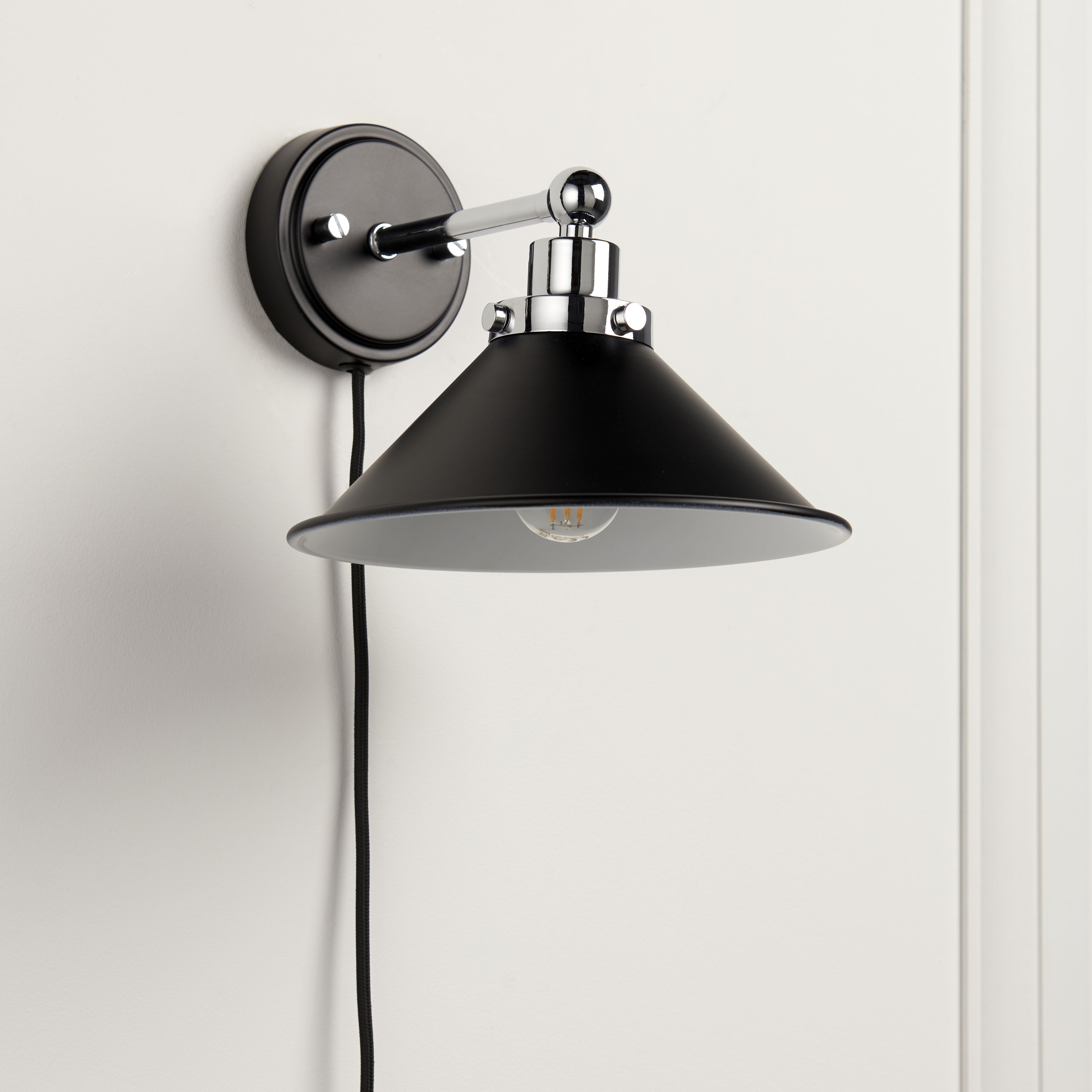 Black plug deals in wall lights