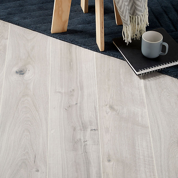 Gladstone Grey Dark Oak Effect Laminate, Kitchen Laminate Flooring B And Q
