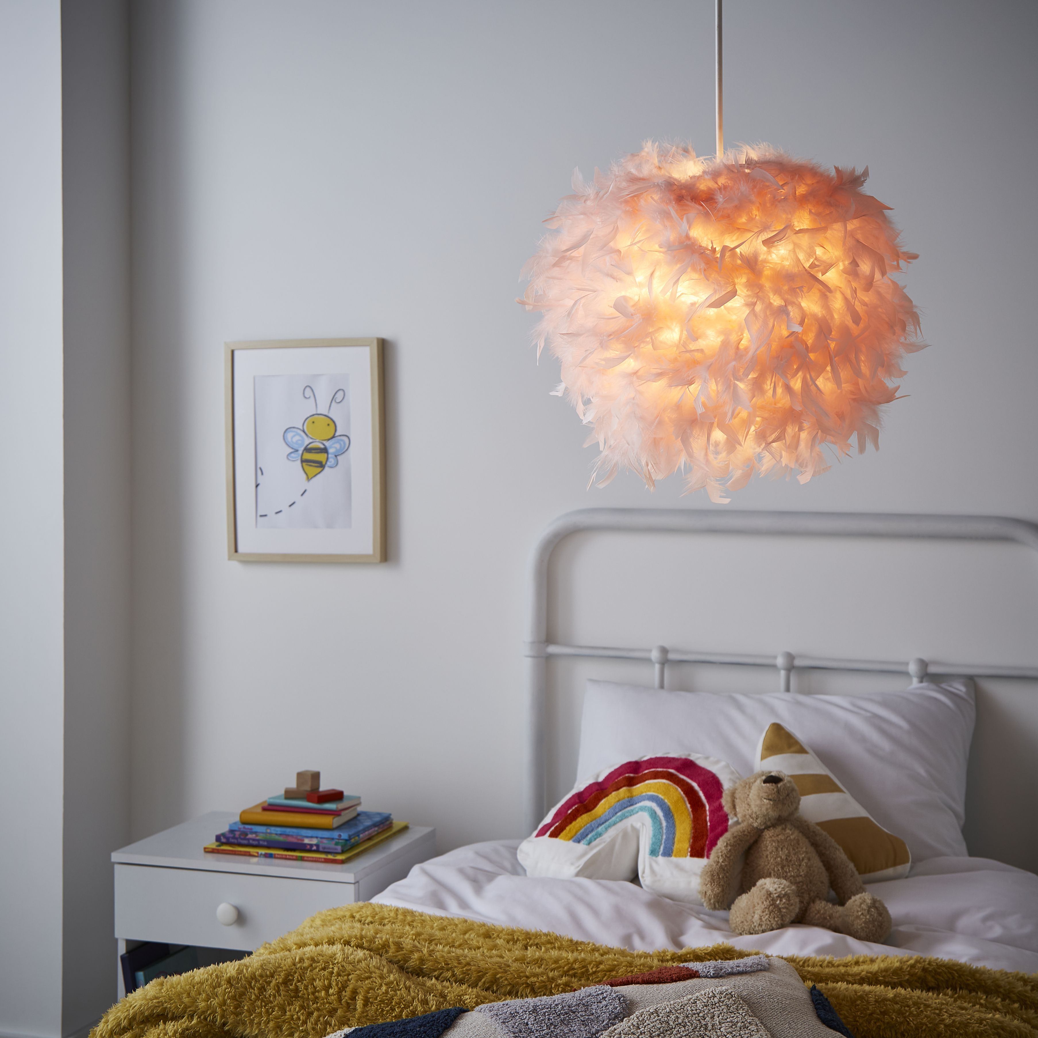 Blush pink deals feather table lamp