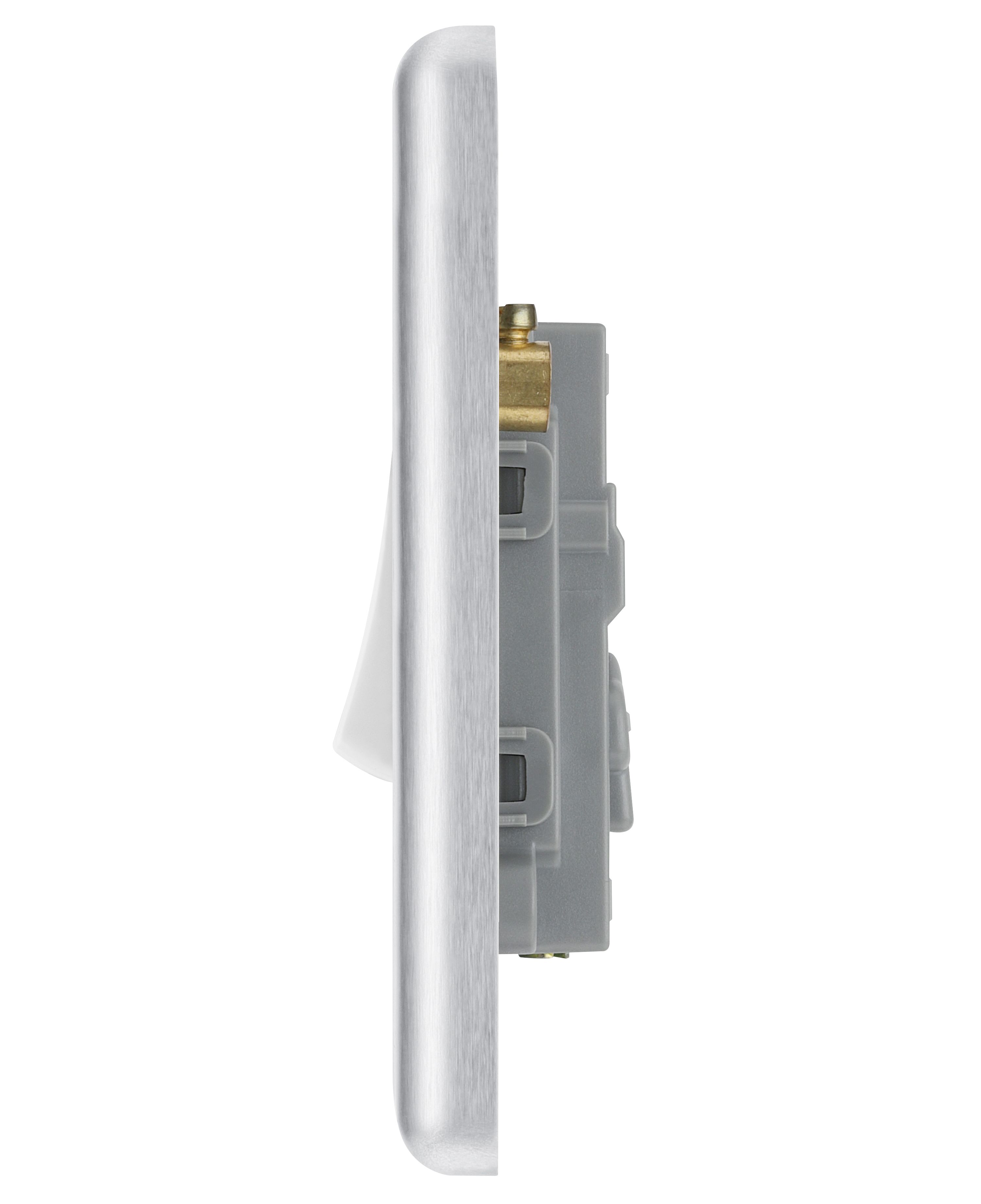 GoodHome 20A Single 2 way Screwed Intermediate switch Matt Steel effect - 5