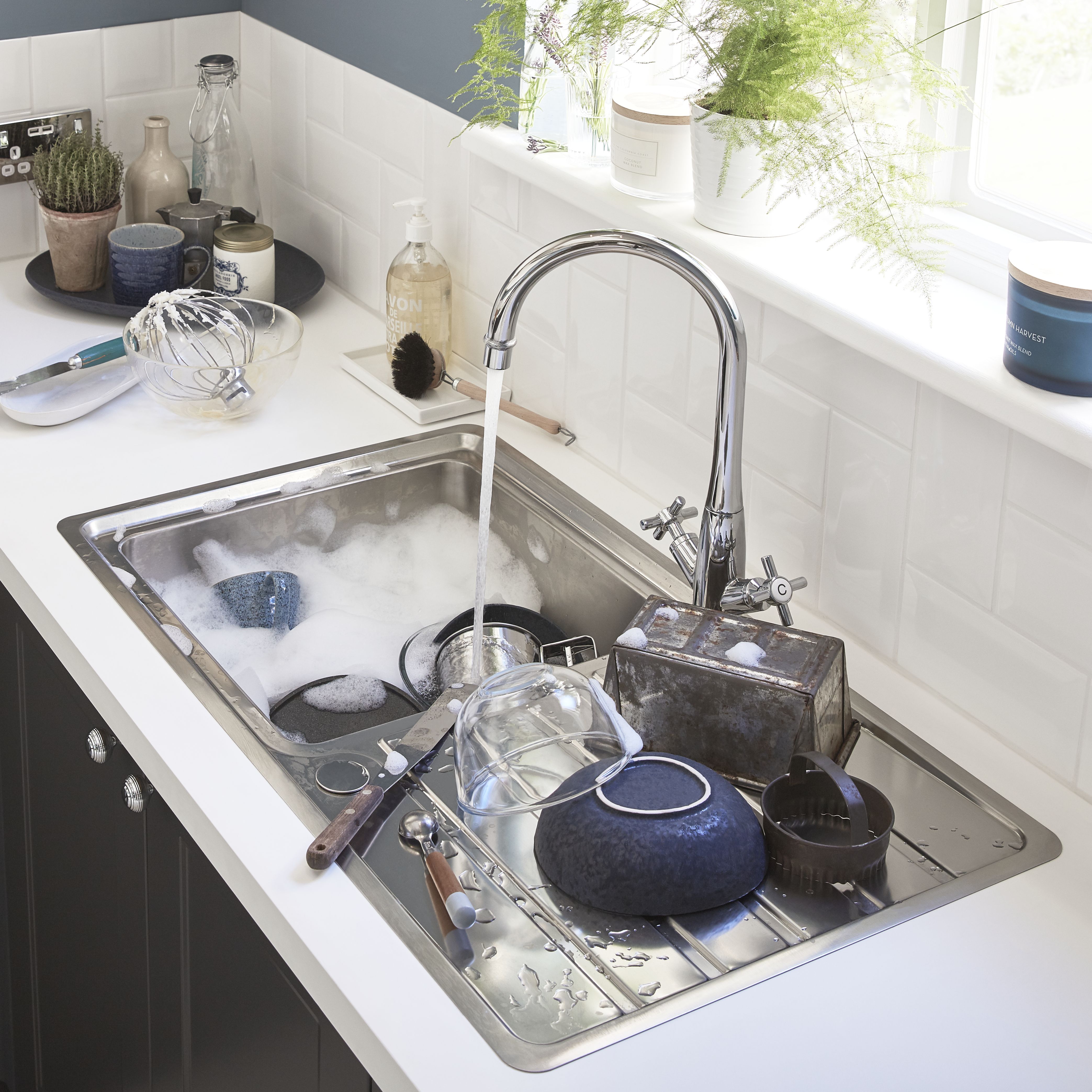 GoodHome 38mm Super matt White Chipboard & laminate Square edge Kitchen Worktop, (L)3000mm