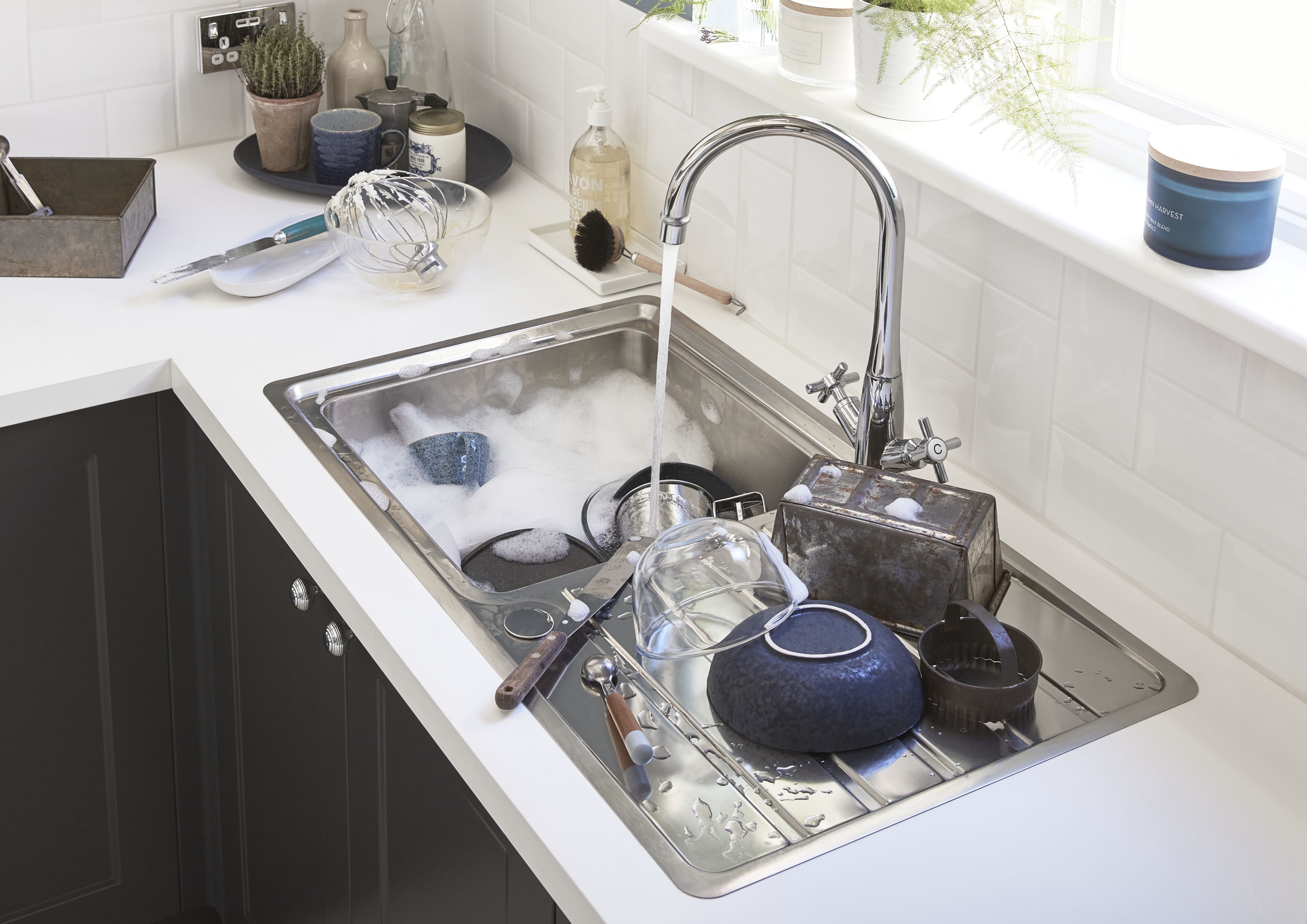 GoodHome 38mm Super matt White Chipboard & laminate Square edge Kitchen Worktop, (L)3000mm