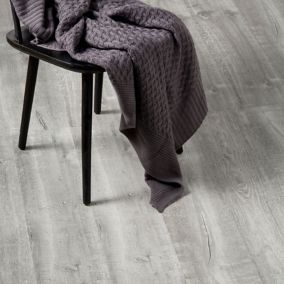 GoodHome Aberfeldy Grey Oak effect Laminate Flooring, 2m² Pack of 8