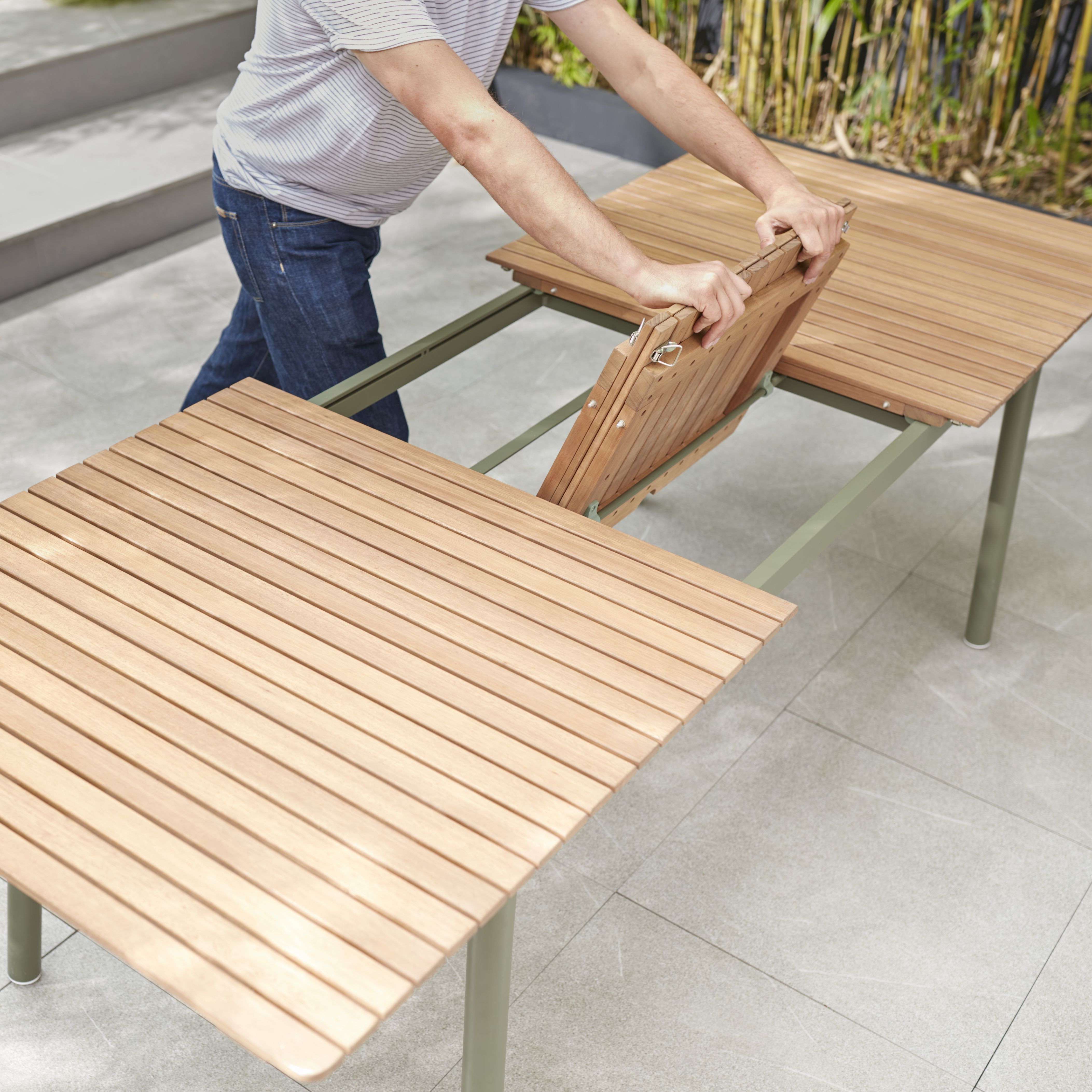GoodHome Akoa Kaki green Wooden 8 seater Extendable Rectangular Table - 9