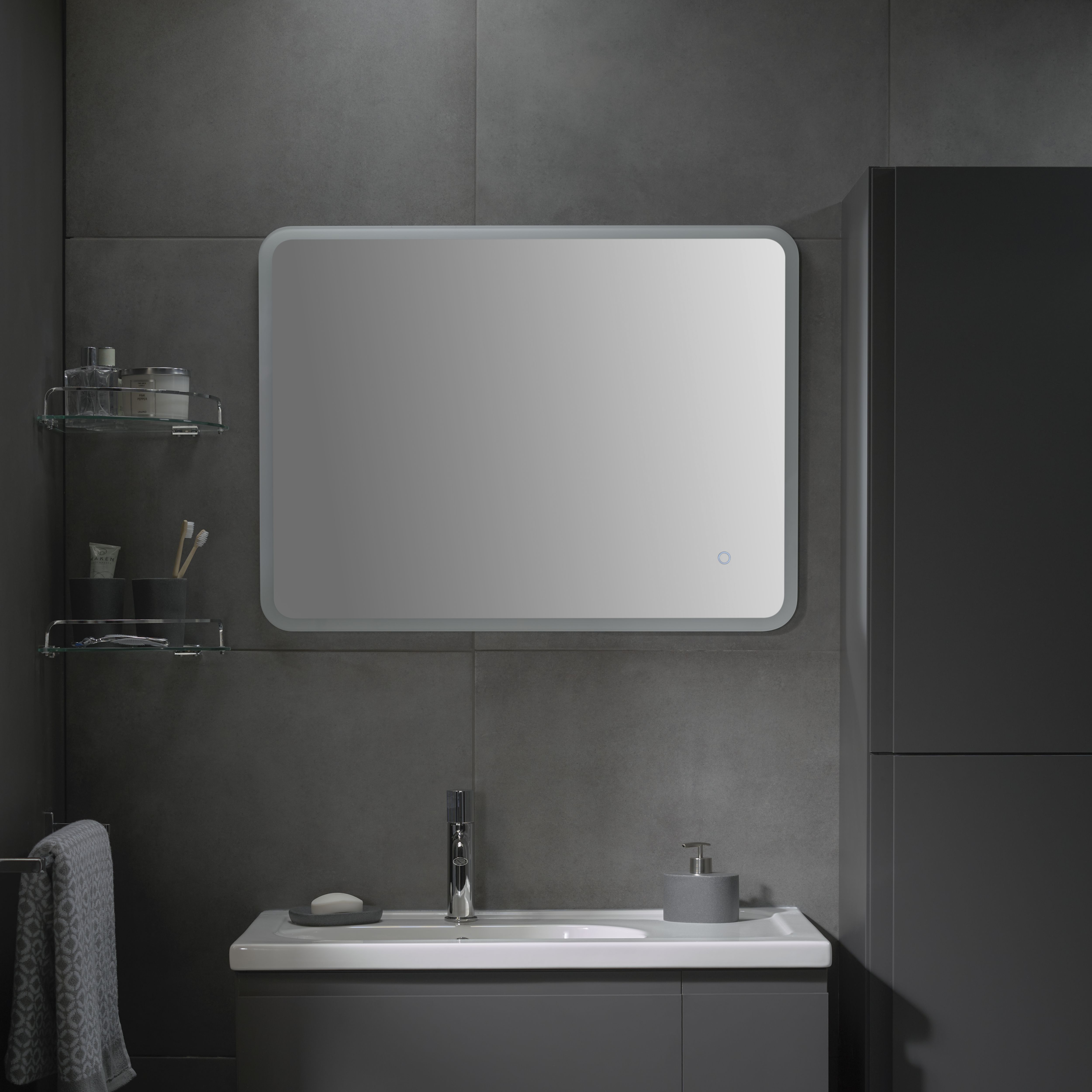 GoodHome Alessano Polished Silver effect Wall-mounted Bathroom Corner shelf (D)25.5cm (H)4.8cm (L)25.5cm - 4
