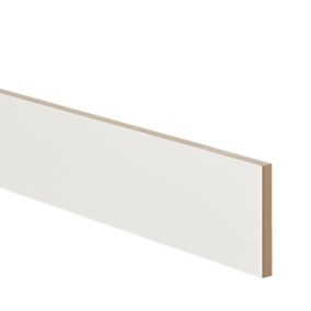 GoodHome Alpinia White Square edge Matt white tongue & groove shaker Plinth, (L)2400mm