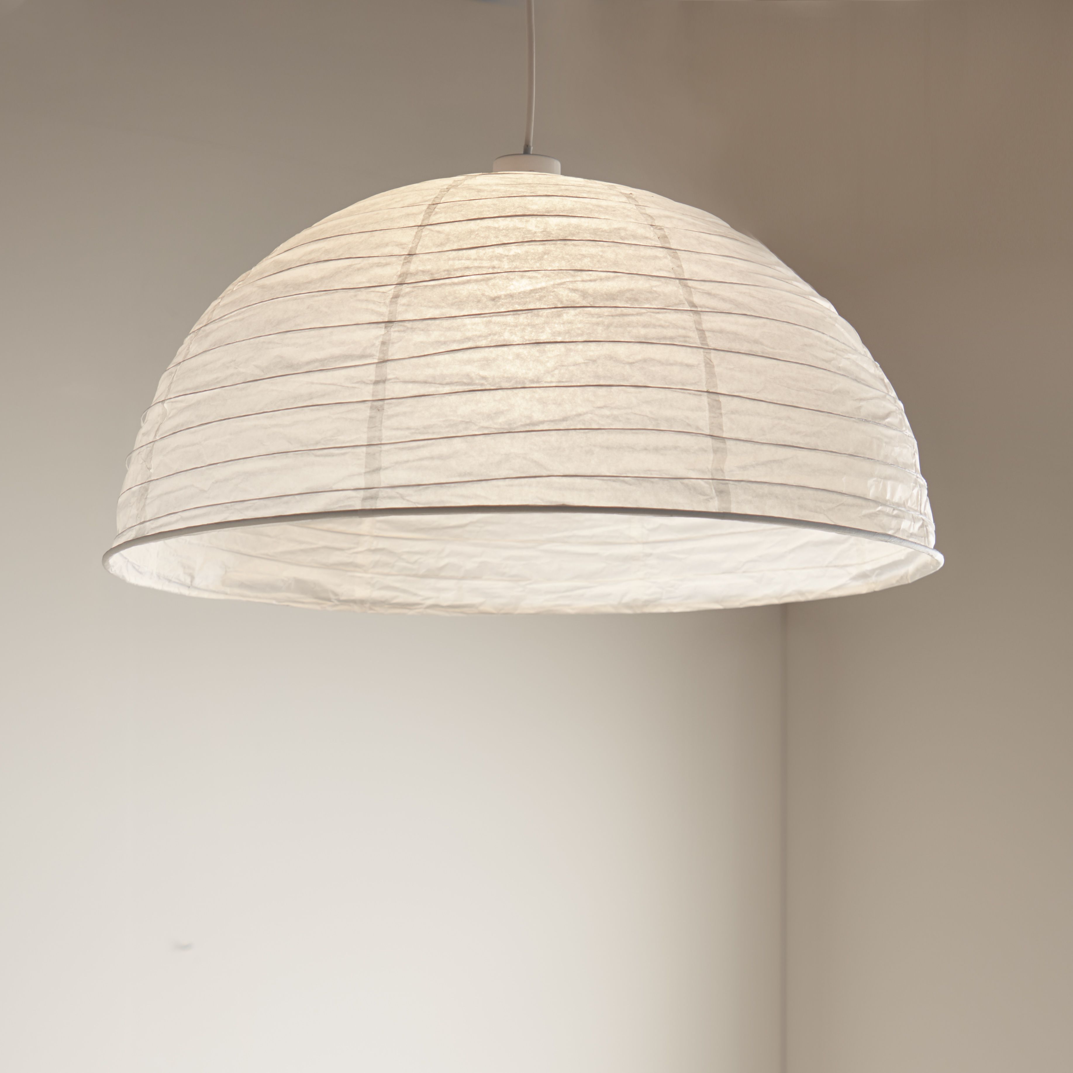 B&q store feather lampshade