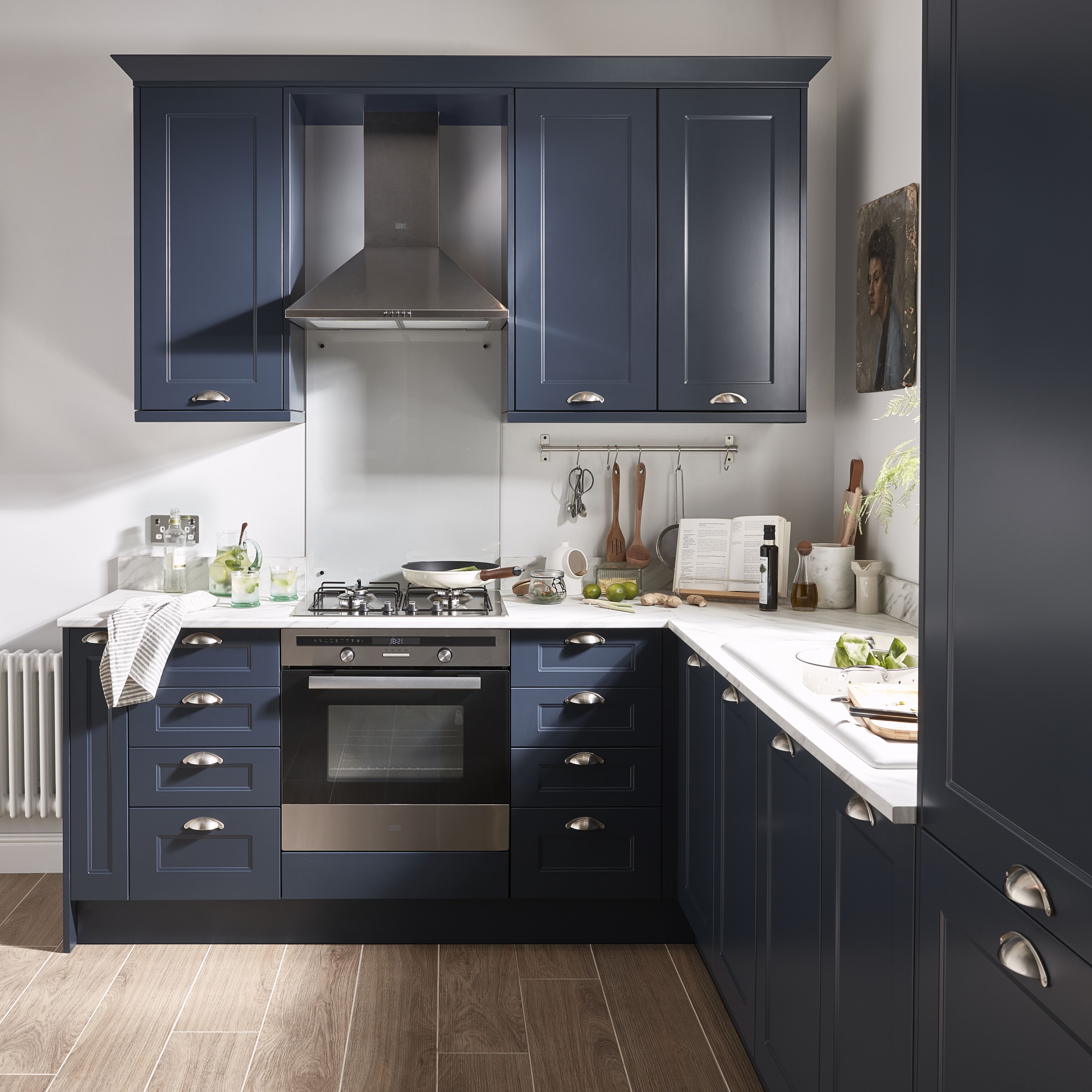 GoodHome Artemisia Matt midnight blue Classic shaker 2 drawer front, bridging door & bi-fold door 400mm