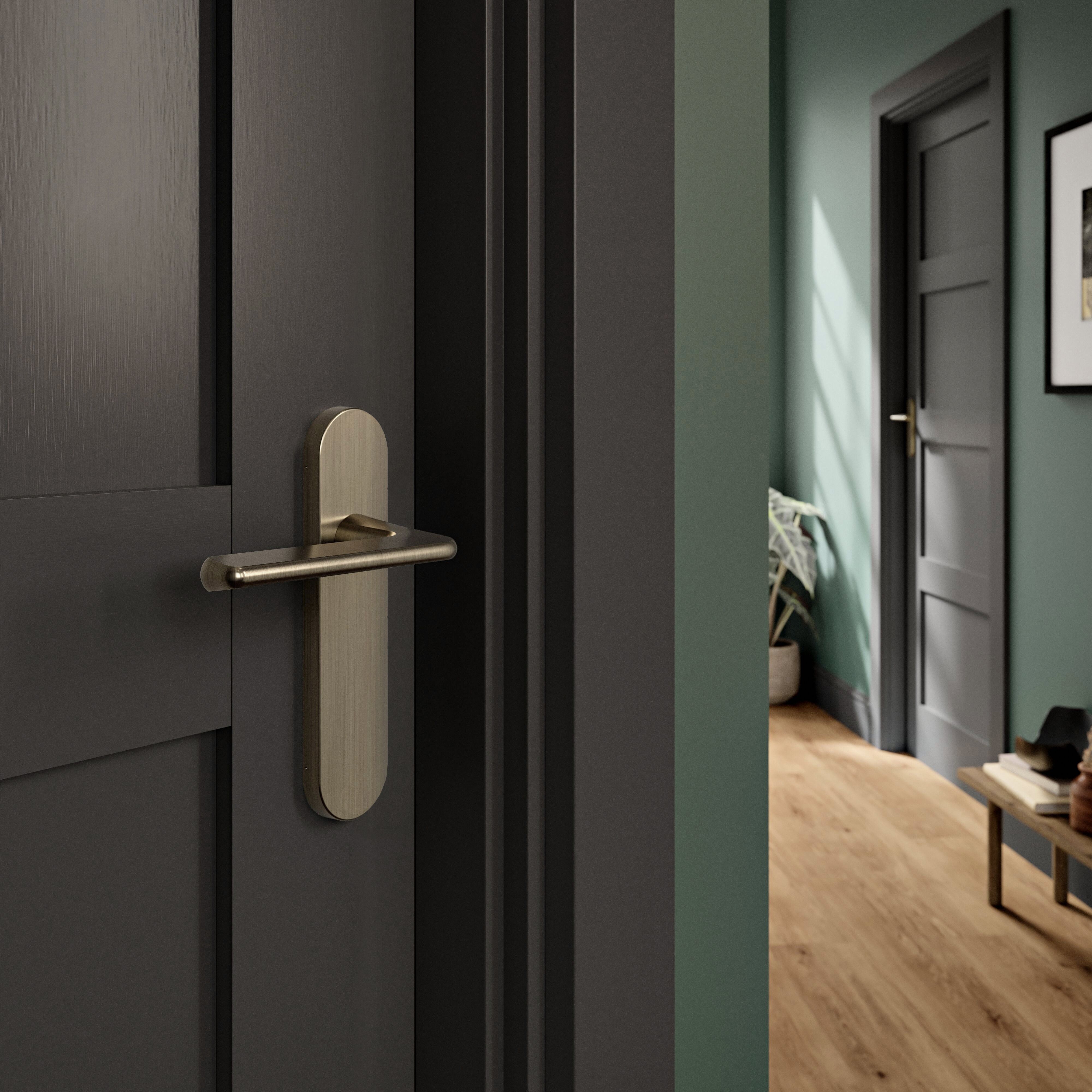 GoodHome Arzh Brushed Antique brass effect Straight Latch Door handle (L)123.5mm (D)67mm Pair