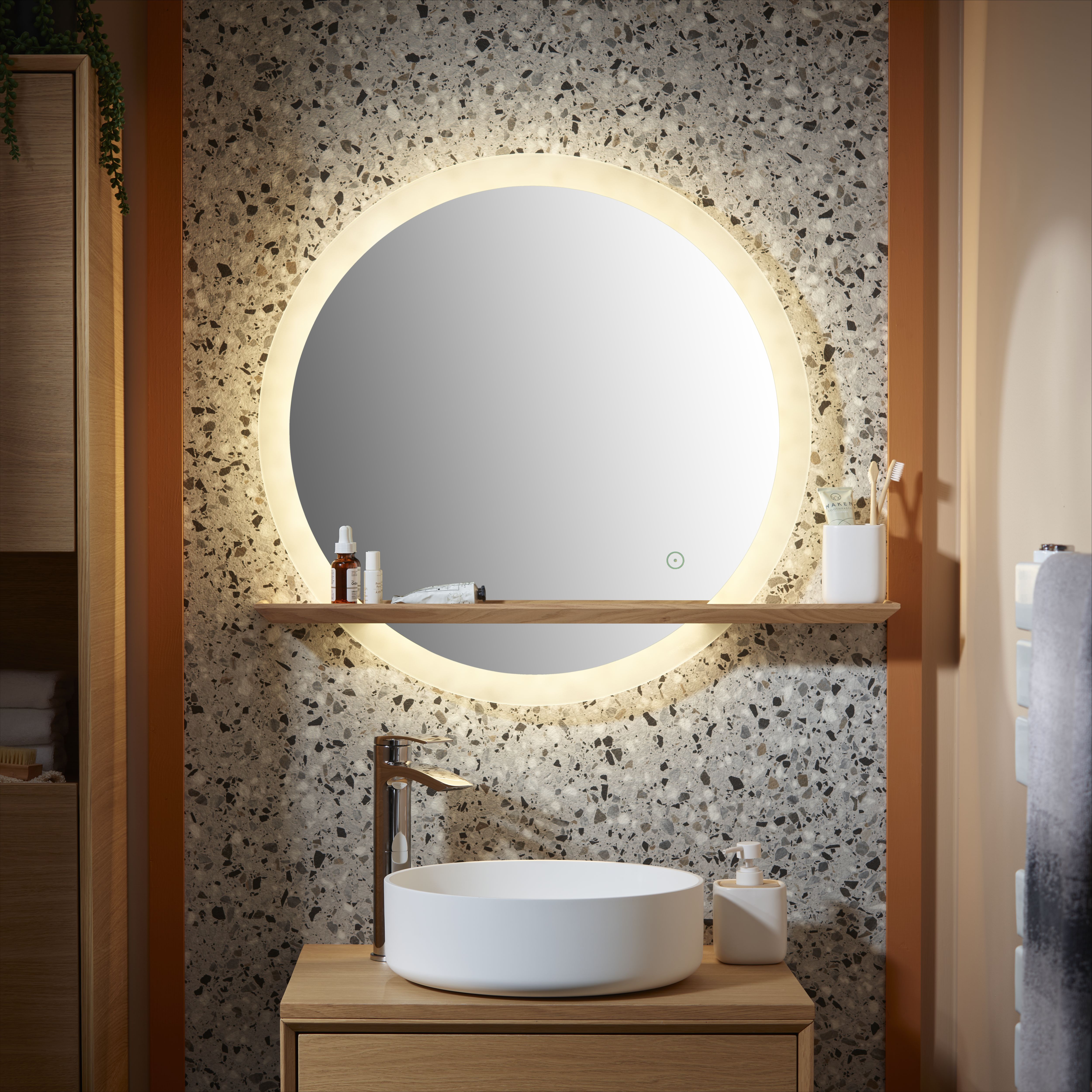 B&q bathroom mirrors illuminated sales