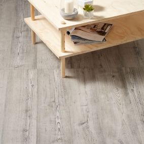 GoodHome Bailieston Grey Oak effect Laminate Flooring, 2m² Pack of 8