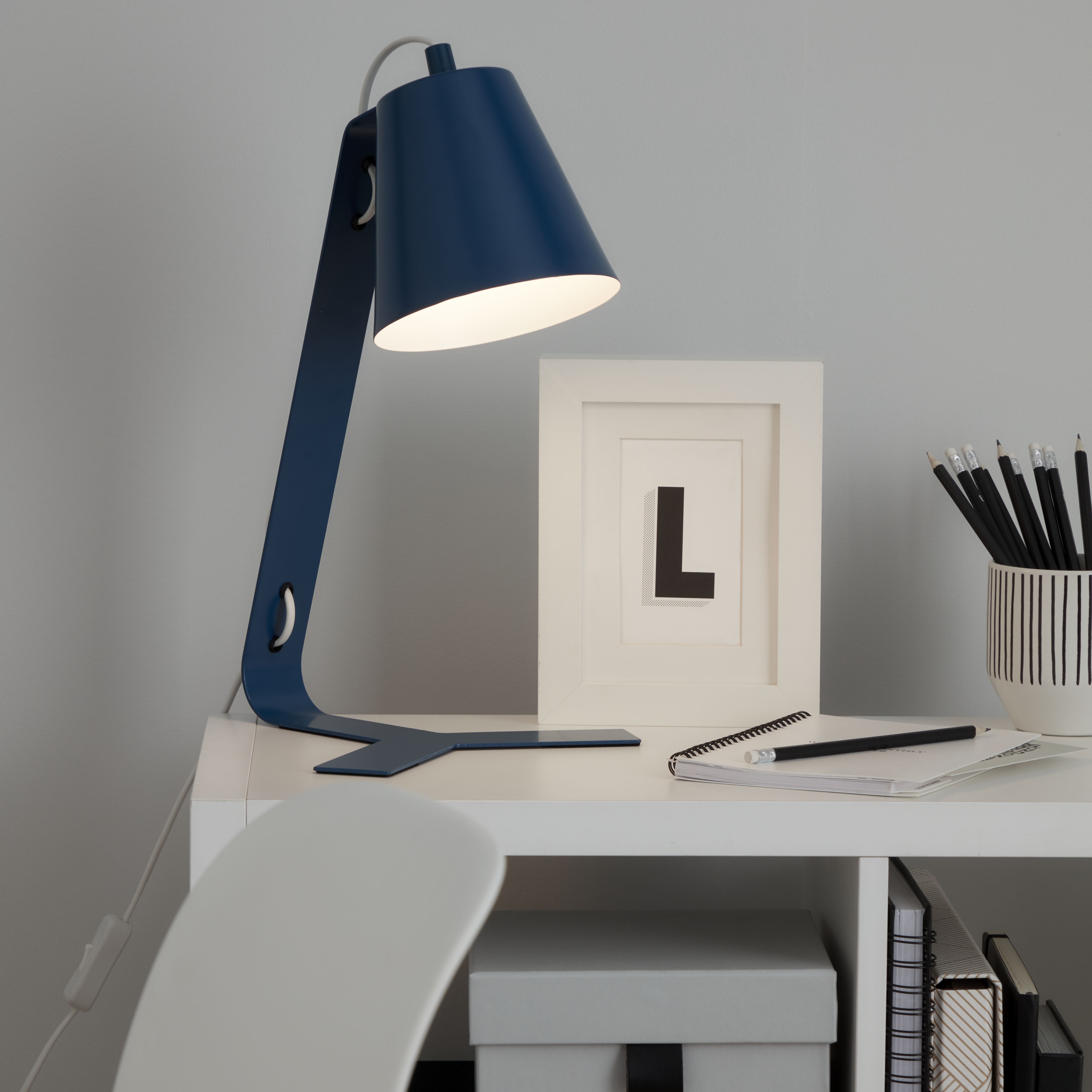 GoodHome Bangoran Matt Light blue Table light