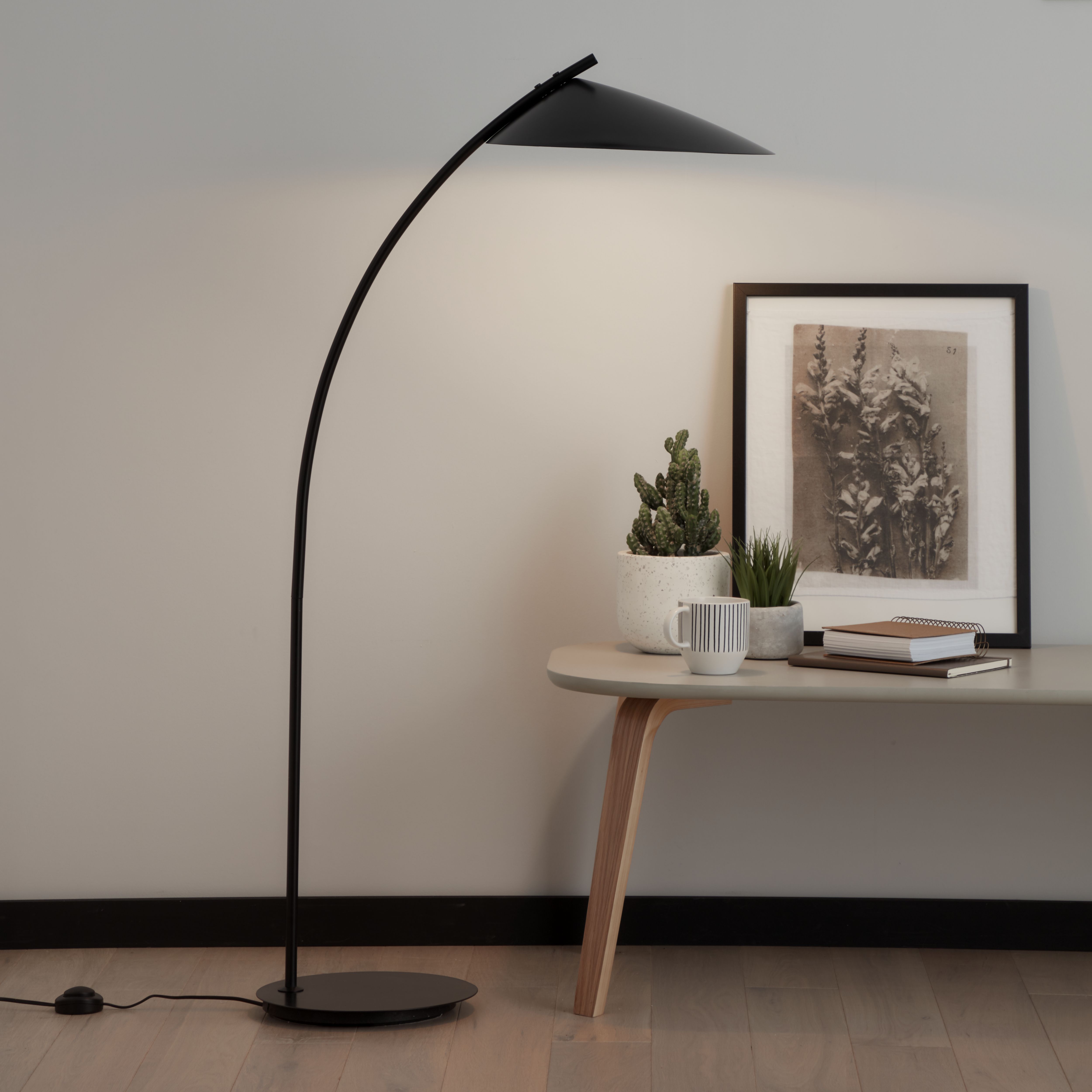 B&q black store floor lamp