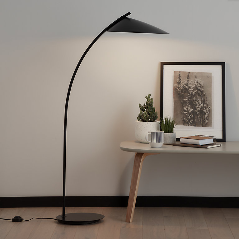 Goodhome Bindarri Matt Black Floor, Black Table Lamp Modern