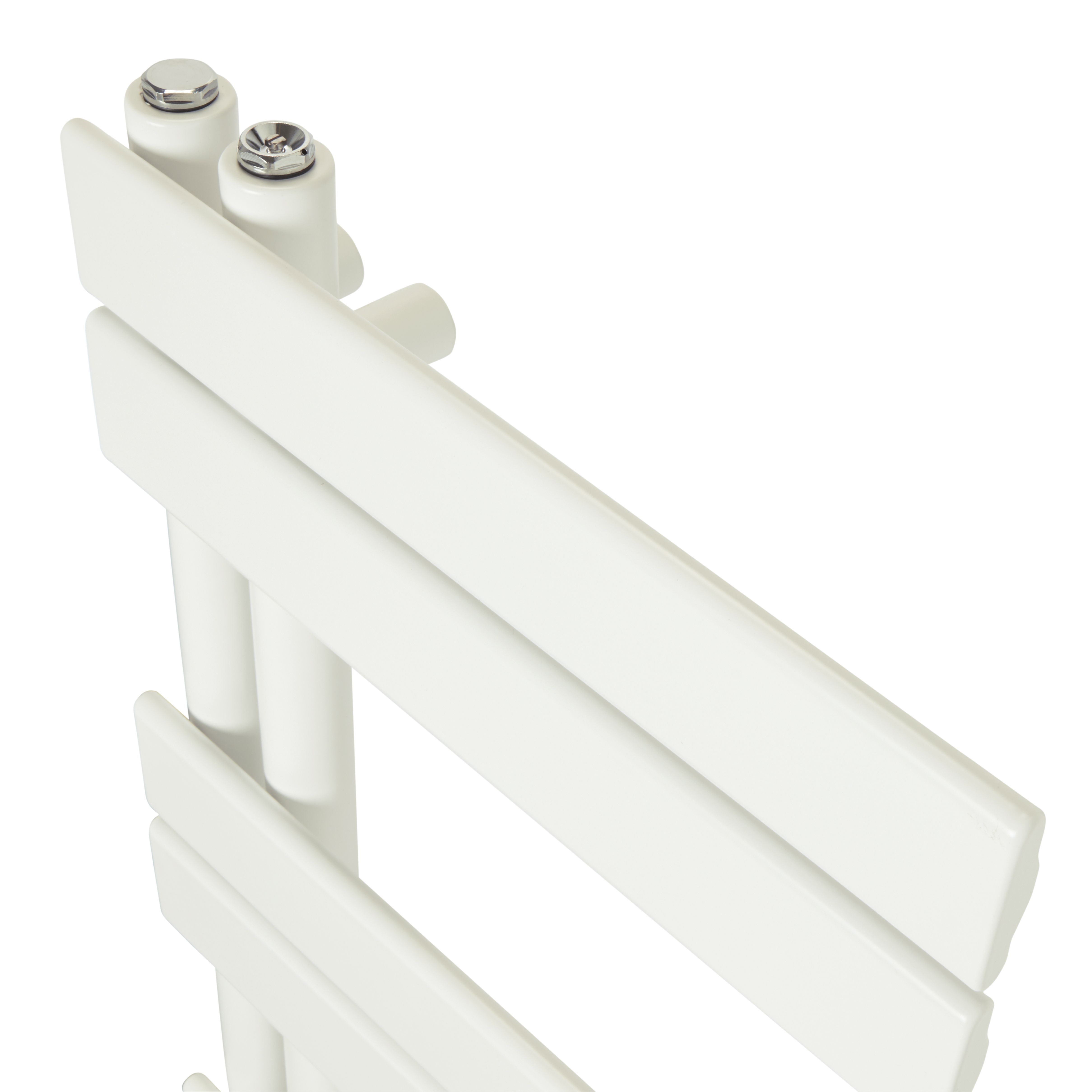 GoodHome Boxwood White 839BTU Vertical Towel radiator (W)400mm x (H)700mm