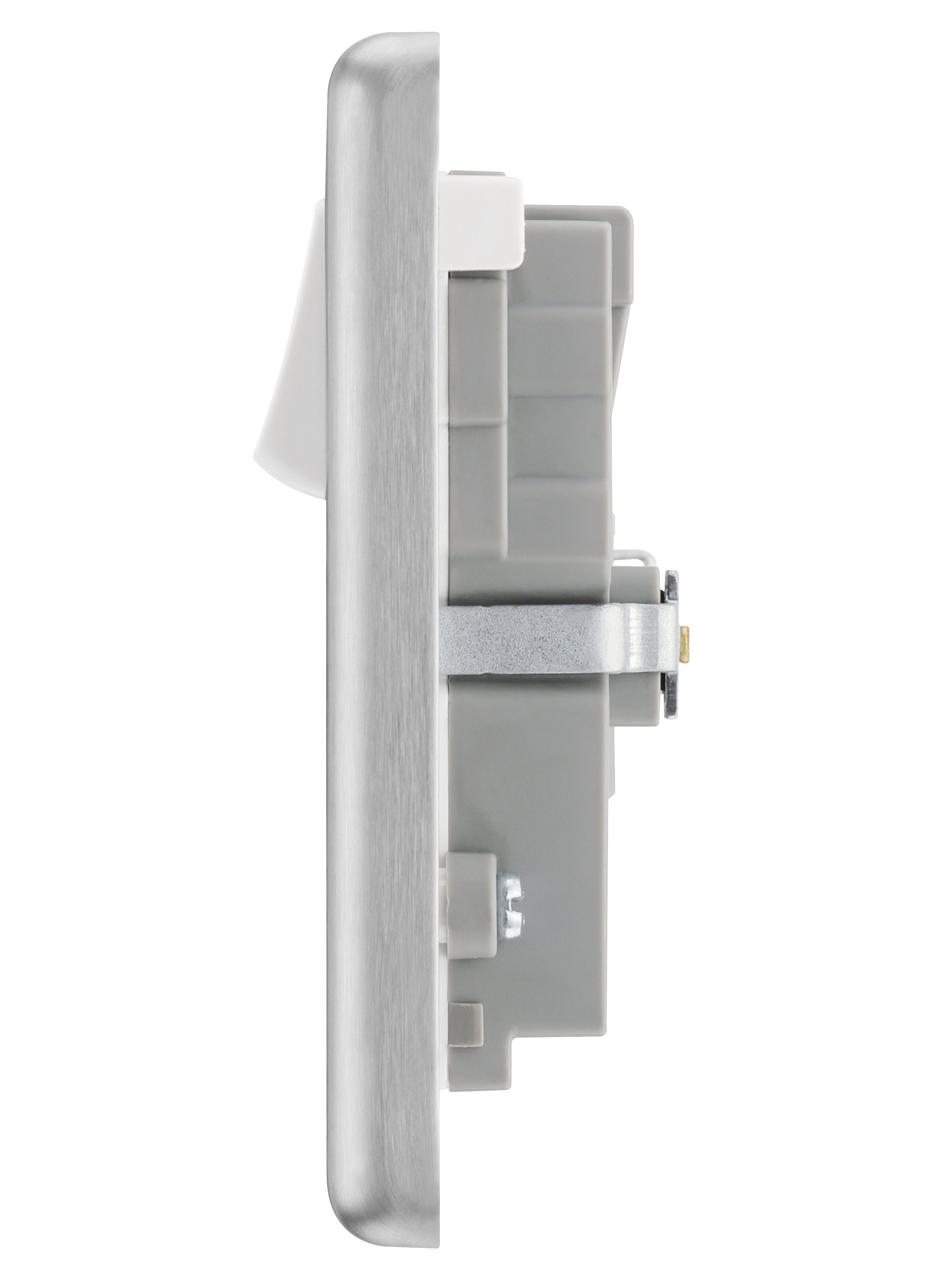 GoodHome Brushed Steel Double 13A Raised rounded Switched Screwed Socket with USB, x2 & White inserts