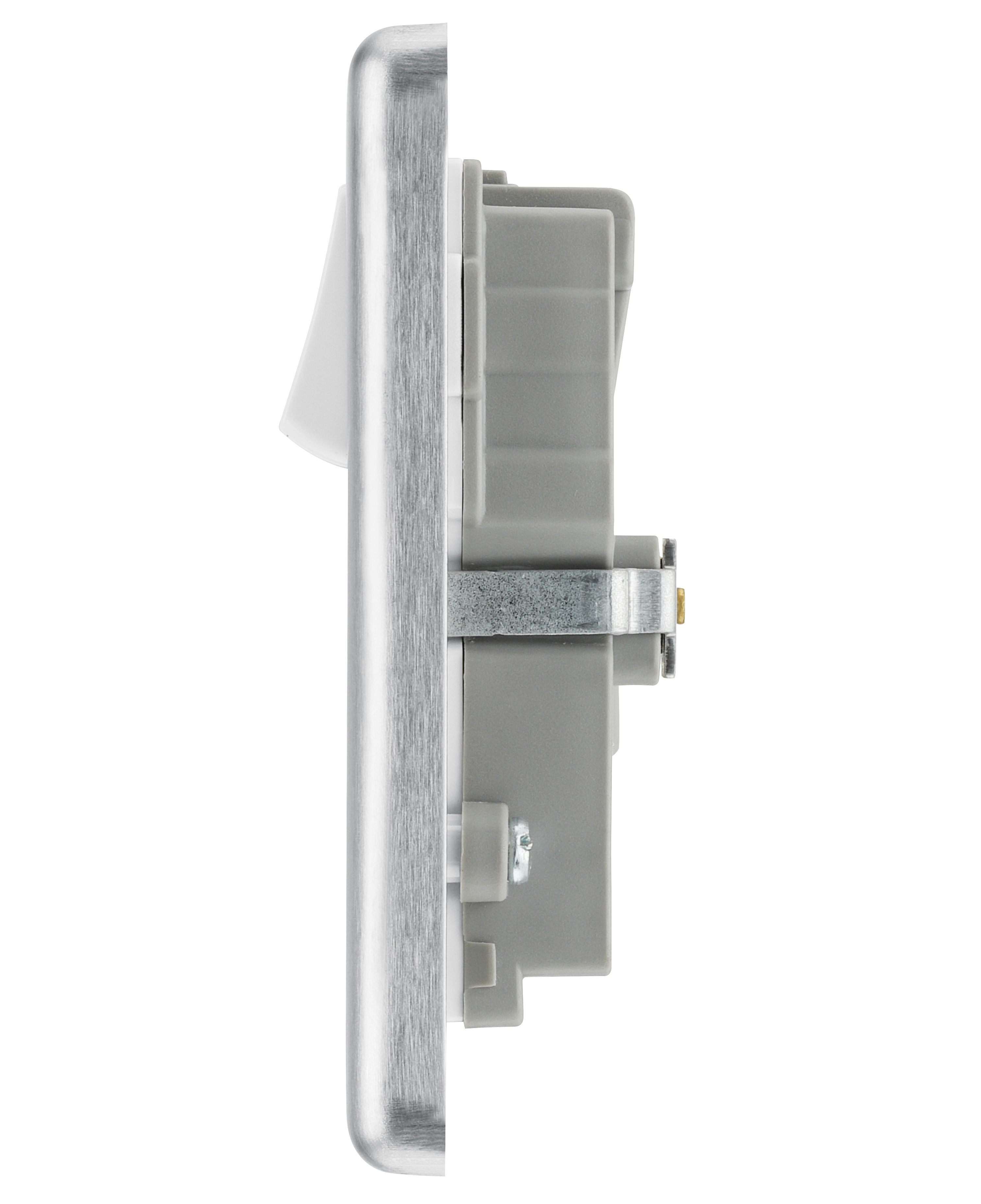 GoodHome Brushed Steel Double 13A Raised rounded Switched Screwed Socket with USB, x3 & White inserts