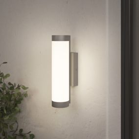 B and q solar 2024 wall lights