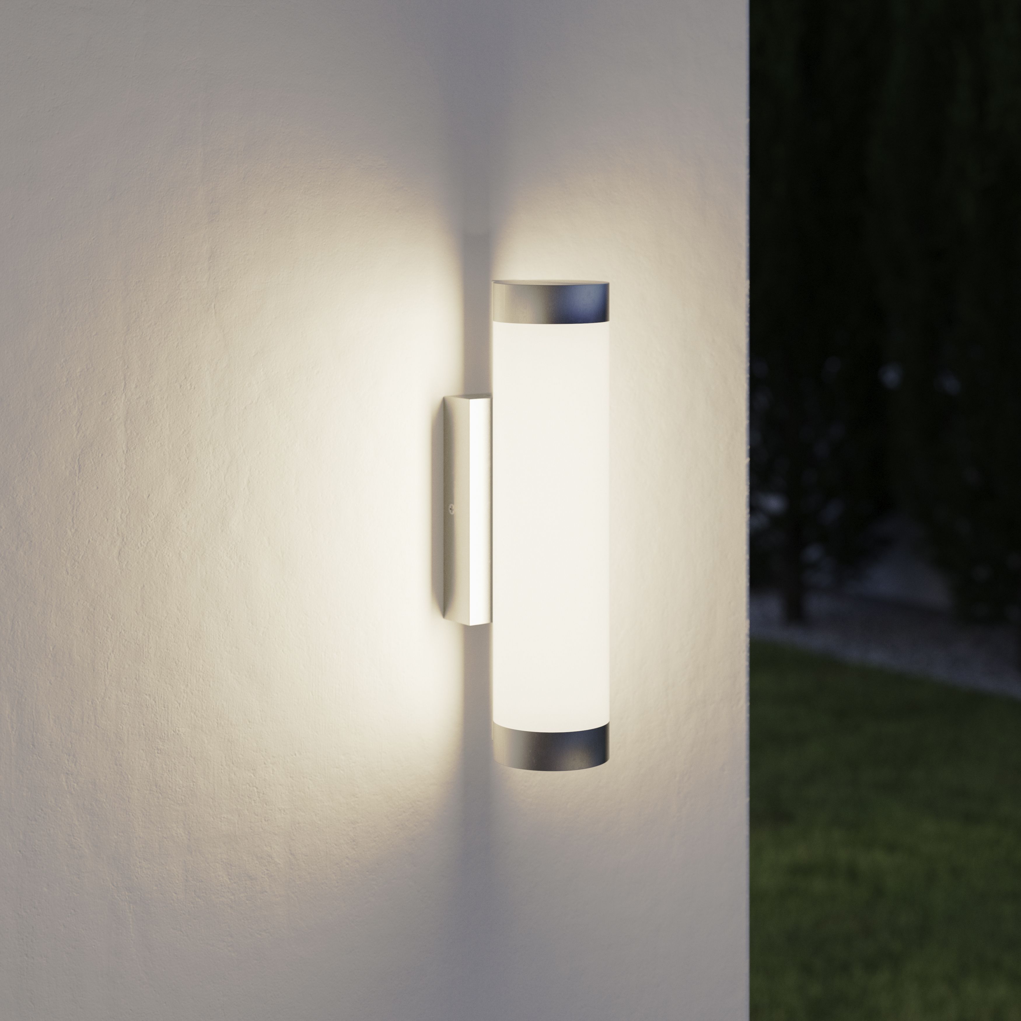 GoodHome Callisto Fixed Satin Stainless steel Mains-powered Integrated LED Outdoor Contemporary Wall light 1400lm (Dia)7.6cm
